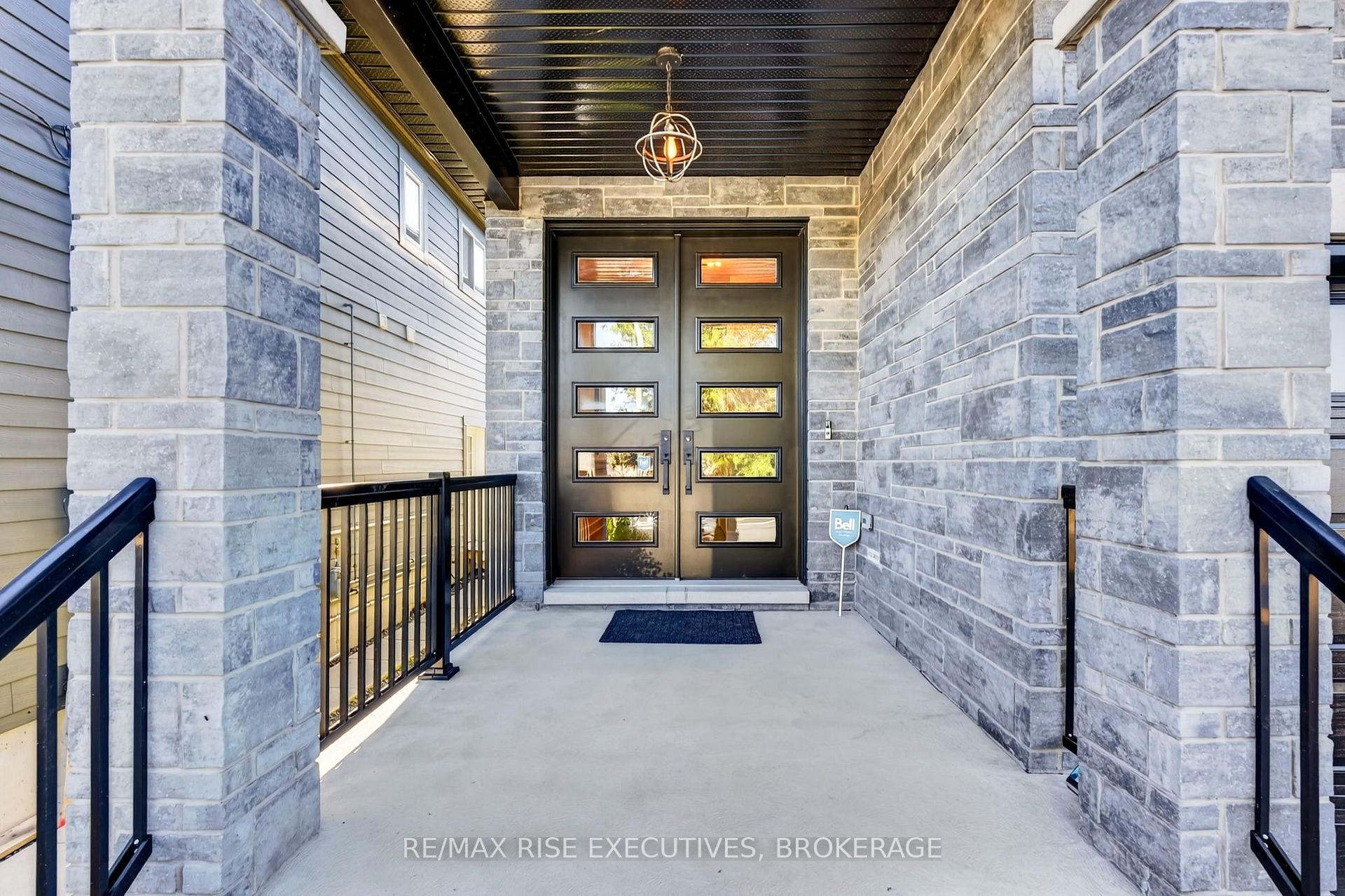 Photo 3 of 14 Park Crescent, Loyalist, Amherstview — HOMEH