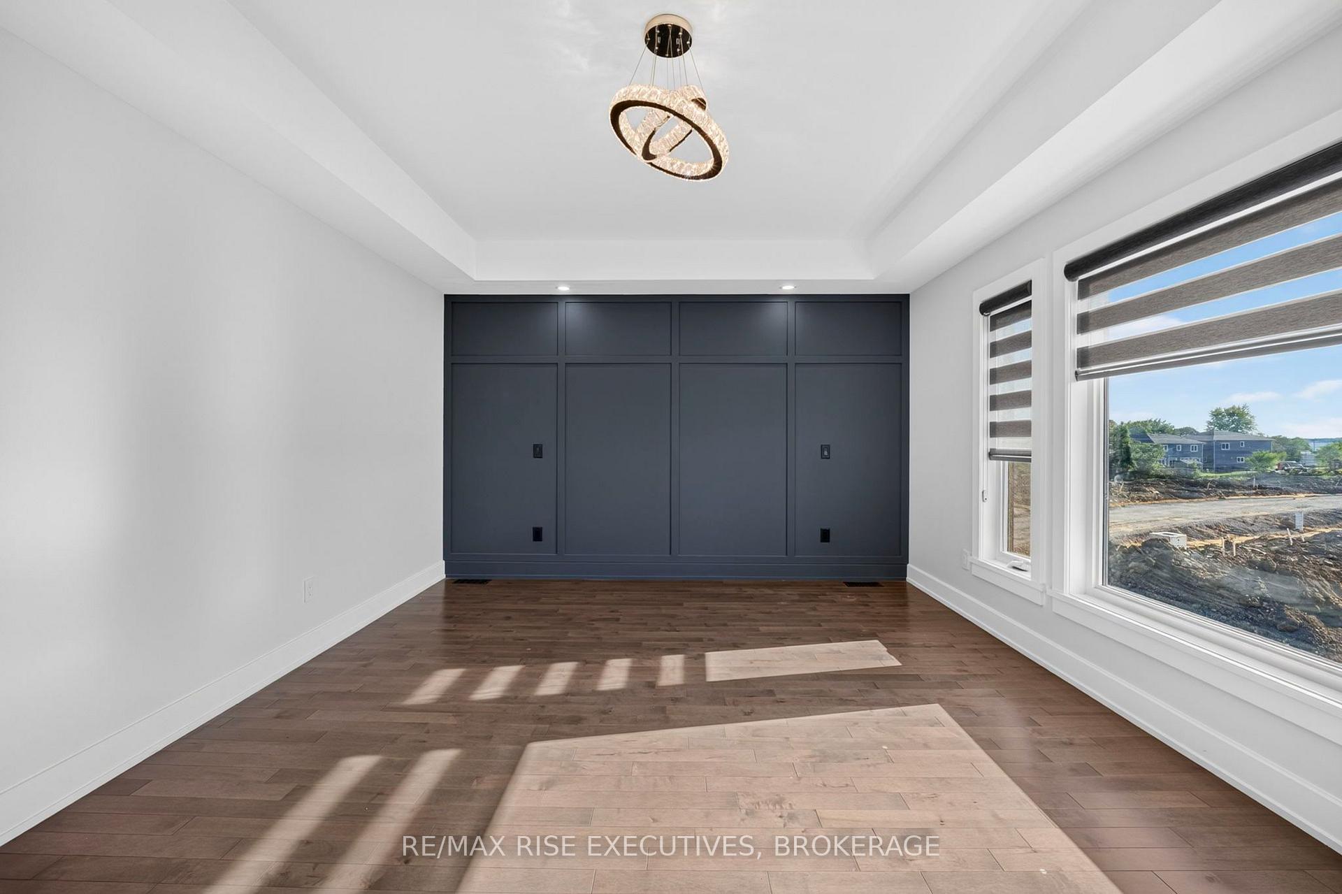 Photo 19 of 14 Park Crescent, Loyalist, Amherstview — HOMEH