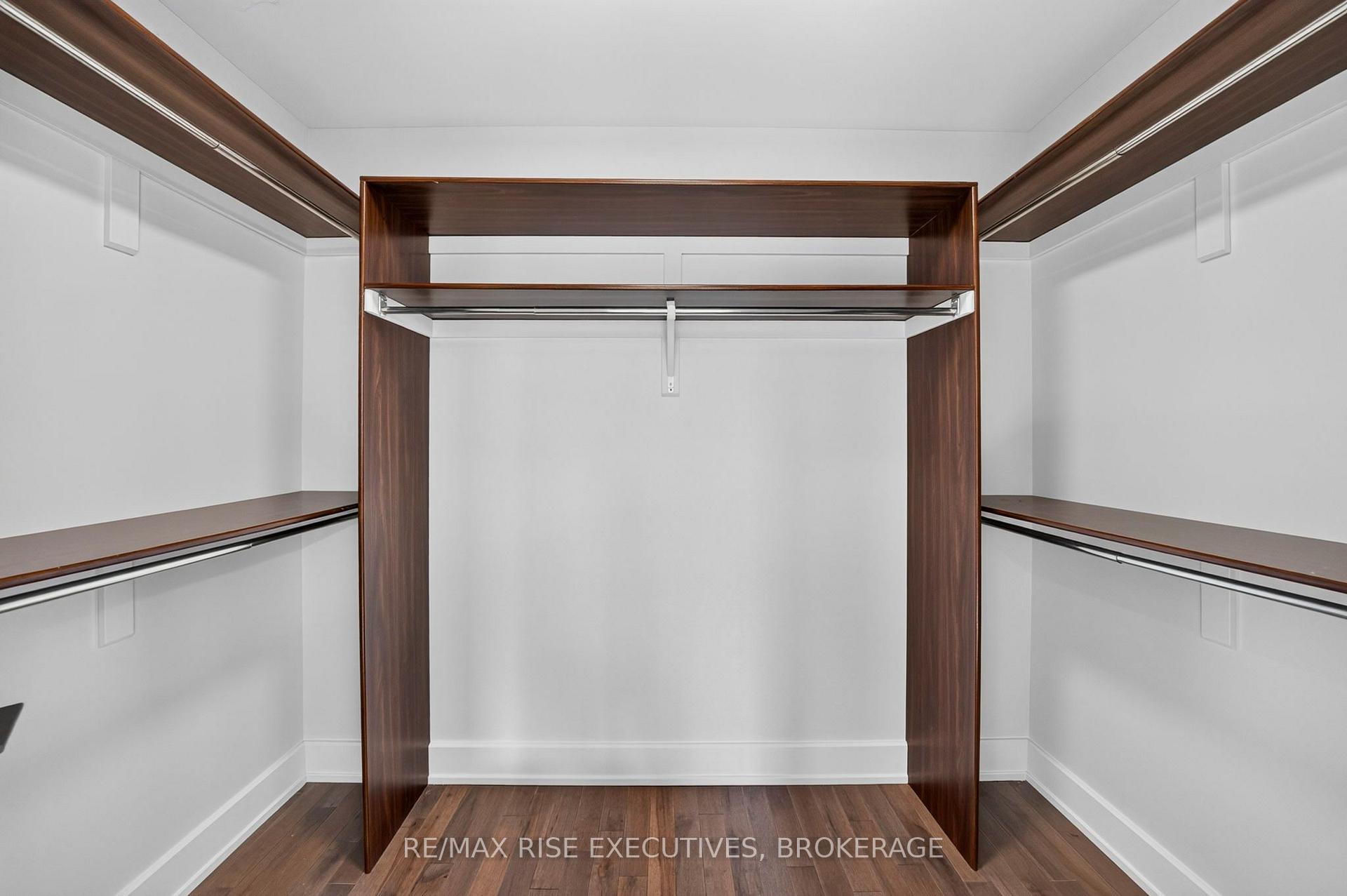 Photo 25 of 14 Park Crescent, Loyalist, Amherstview — HOMEH