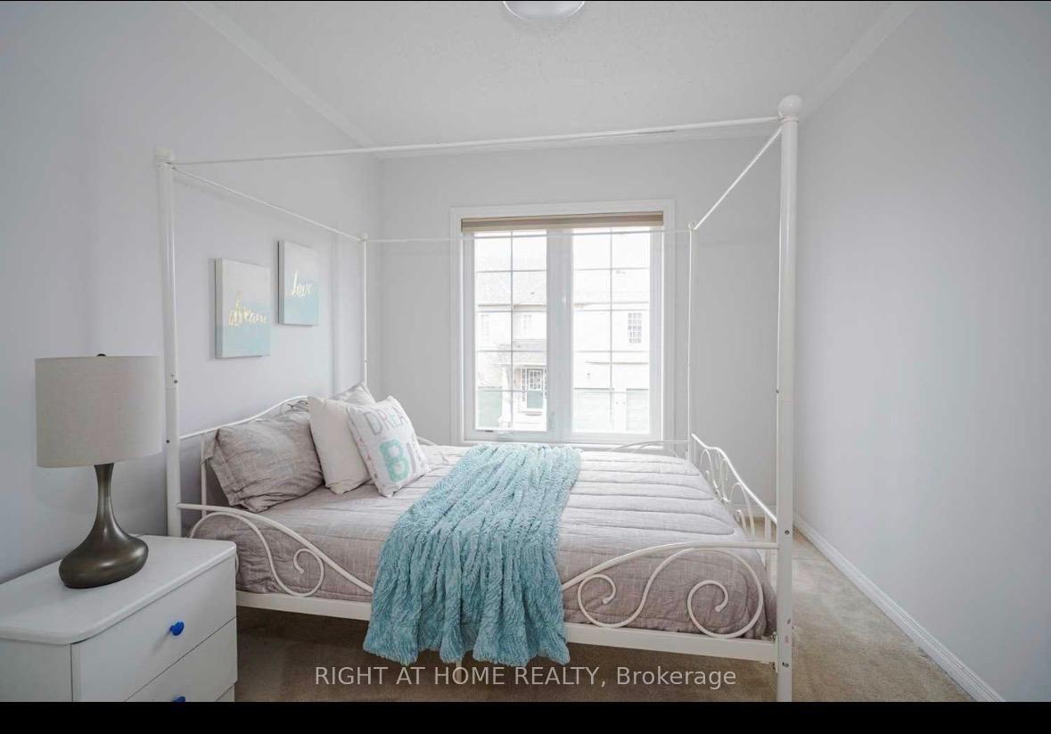 Photo 8 of Unit 121, 6399 Spinnaker Circle, Mississauga, Meadowvale Village — HOMEH