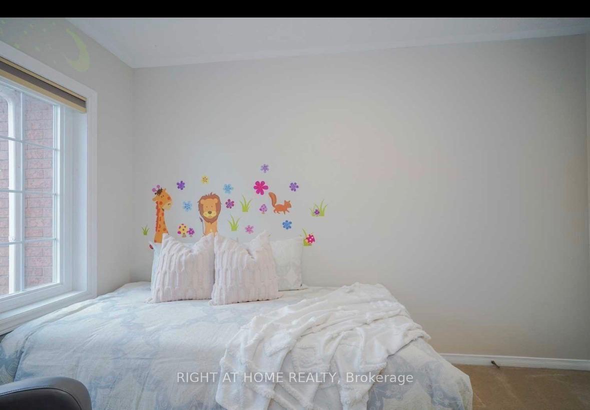 Photo 9 of Unit 121, 6399 Spinnaker Circle, Mississauga, Meadowvale Village — HOMEH