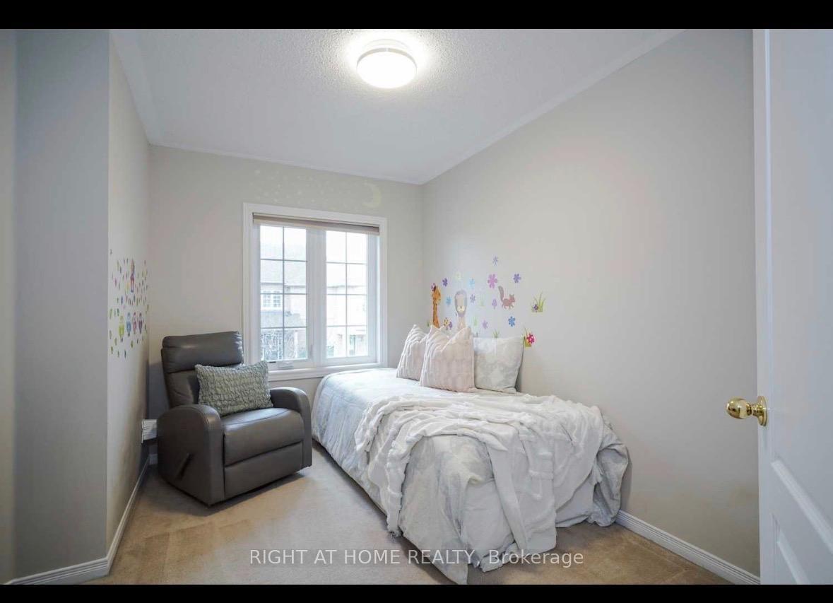 Photo 10 of Unit 121, 6399 Spinnaker Circle, Mississauga, Meadowvale Village — HOMEH