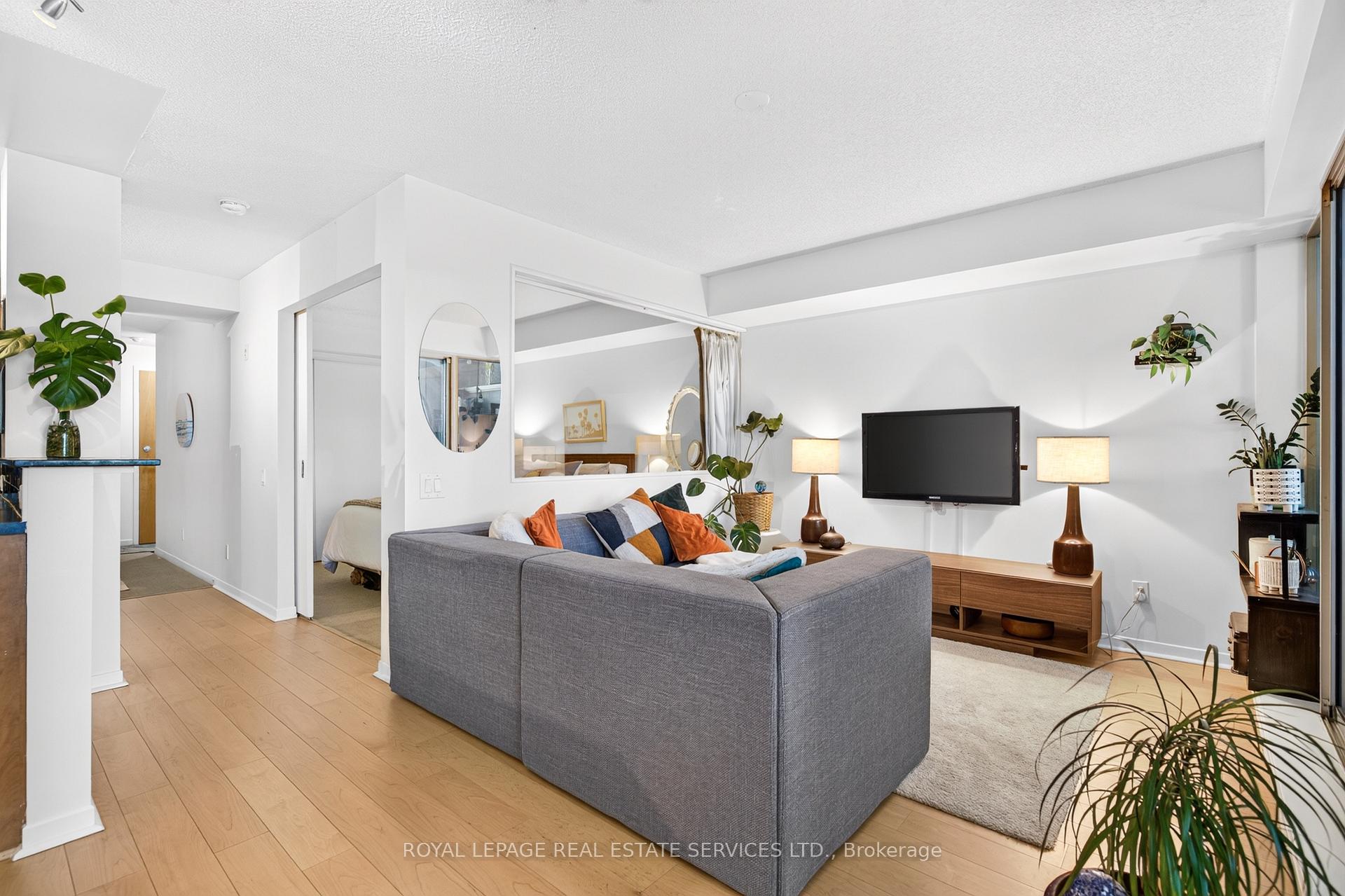 Photo 12 of Unit 215, 1040 The Queensway, Etobicoke, Islington-City Centre West — HOMEH