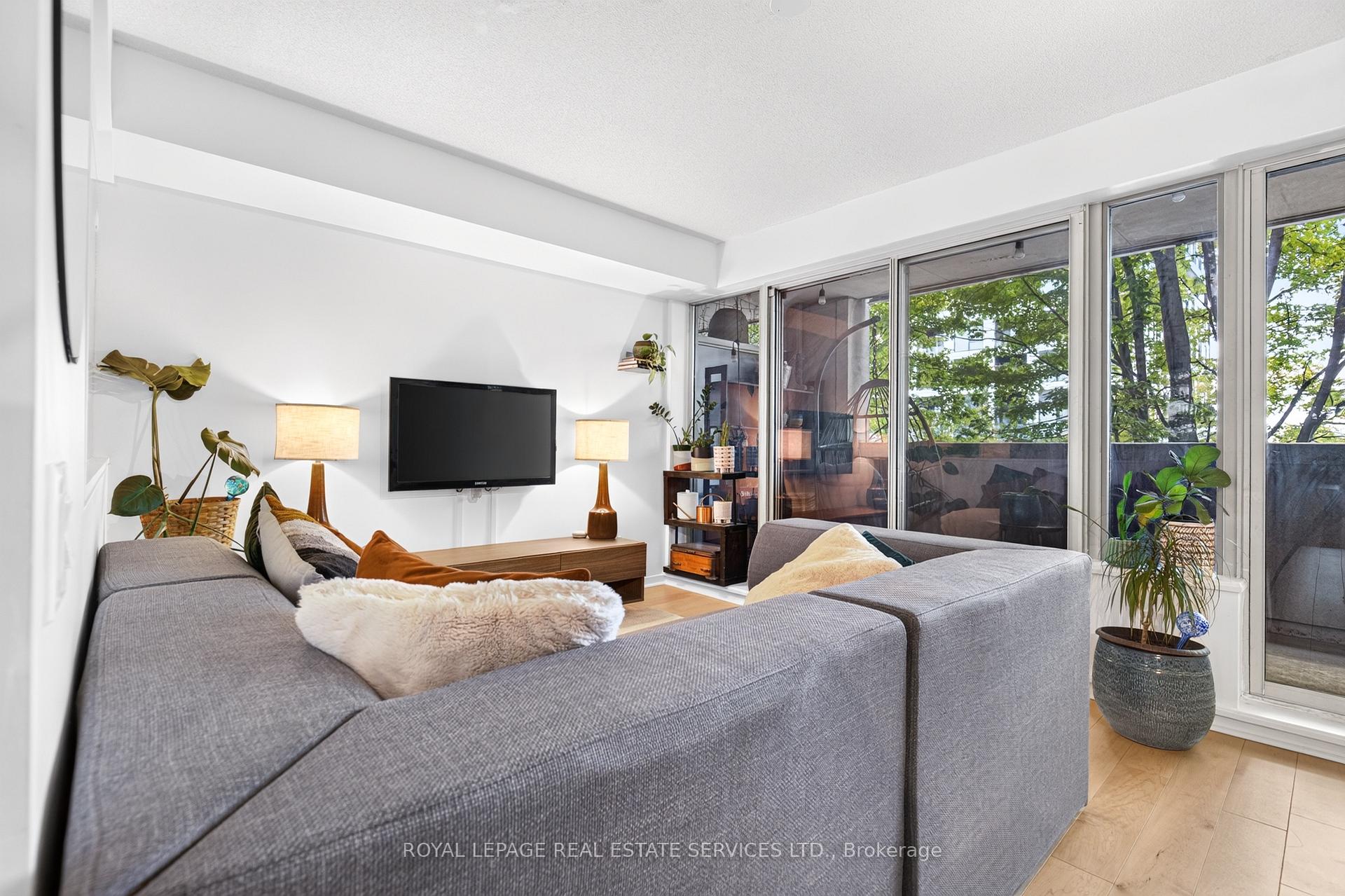 Photo 14 of Unit 215, 1040 The Queensway, Etobicoke, Islington-City Centre West — HOMEH