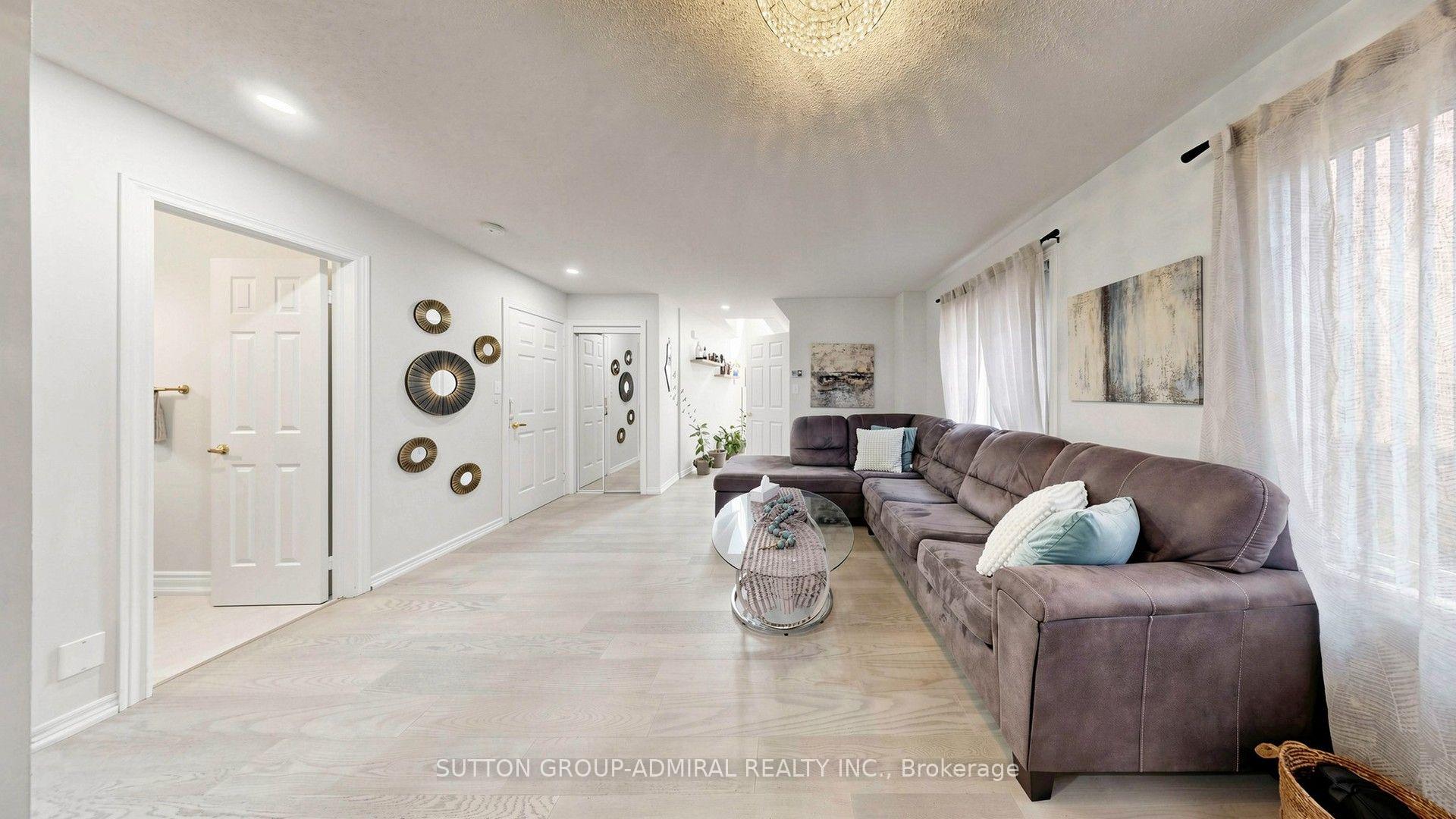 Photo 9 of 284 Isaac Murray Avenue, Vaughan, Maple — HOMEH