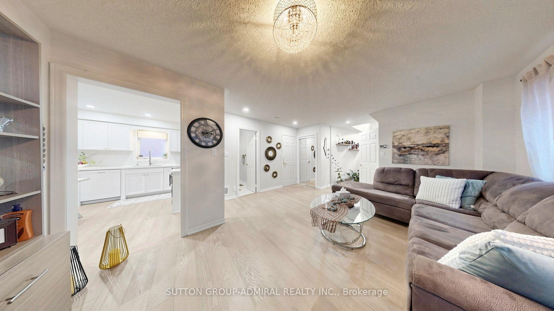 Photo 10 of 284 Isaac Murray Avenue, Vaughan, Maple — HOMEH