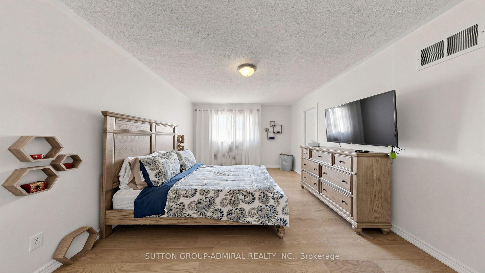 Photo 21 of 284 Isaac Murray Avenue, Vaughan, Maple — HOMEH