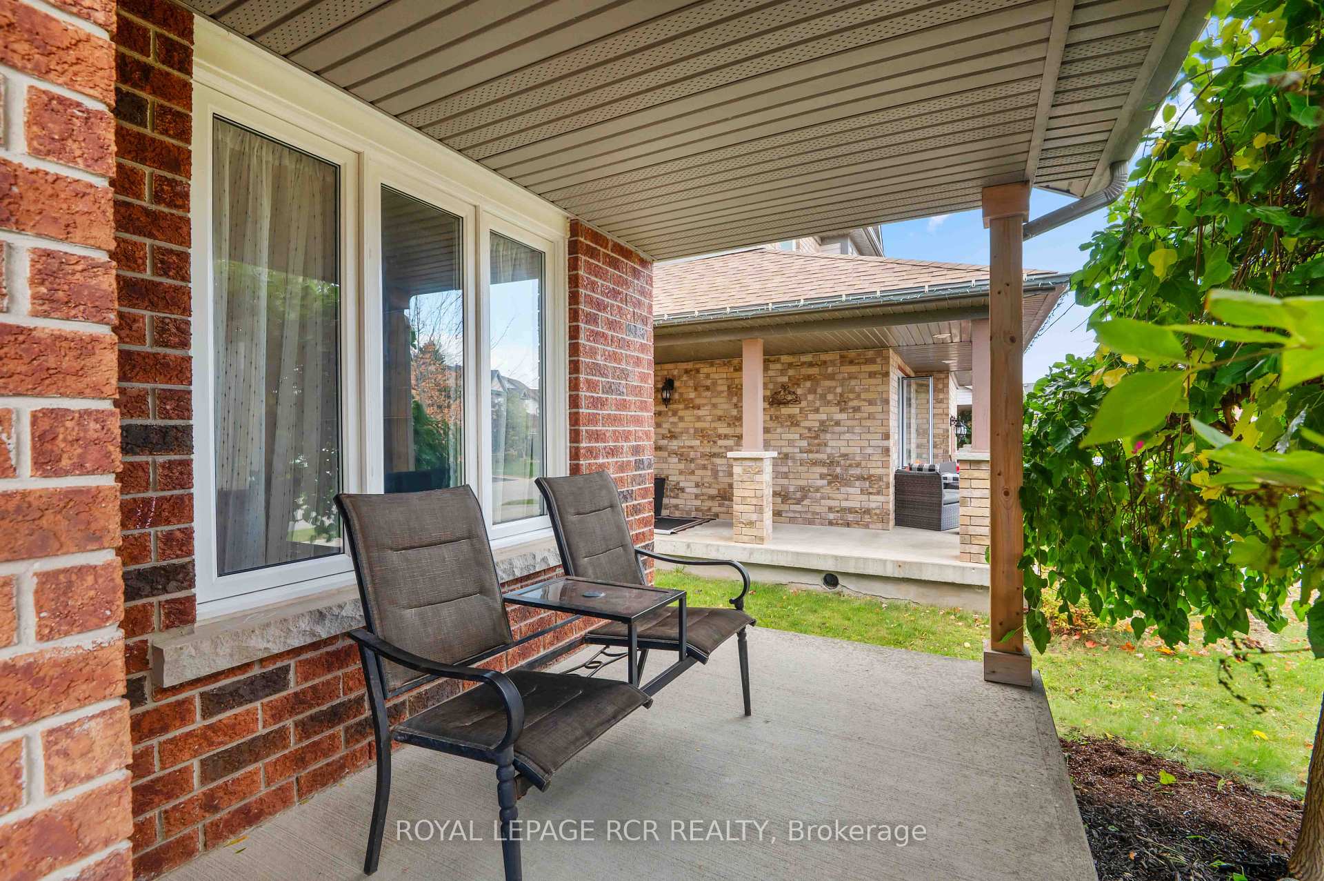 Photo 3 of 6 Graham Crescent, Orangeville — HOMEH