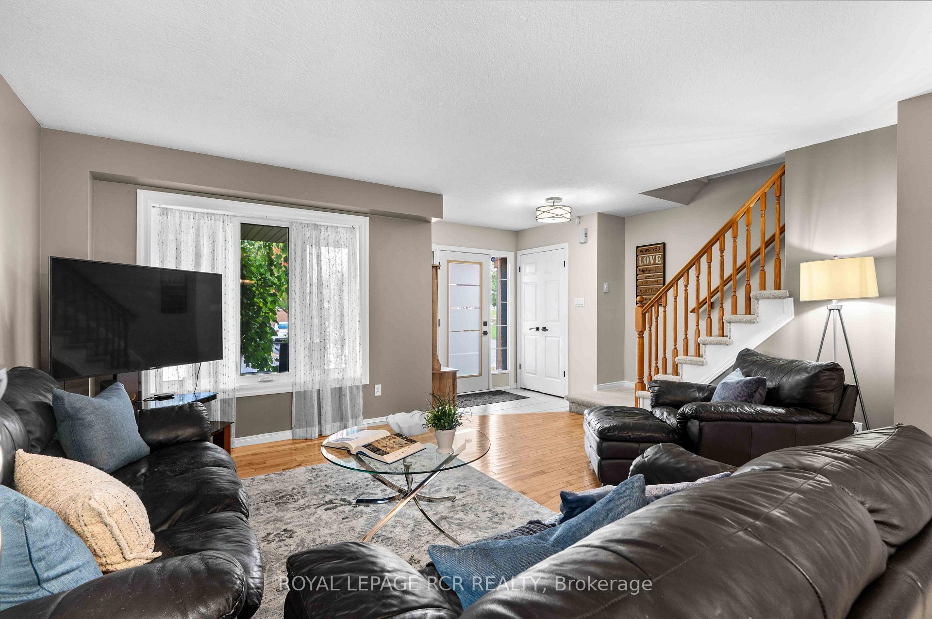 Photo 8 of 6 Graham Crescent, Orangeville — HOMEH