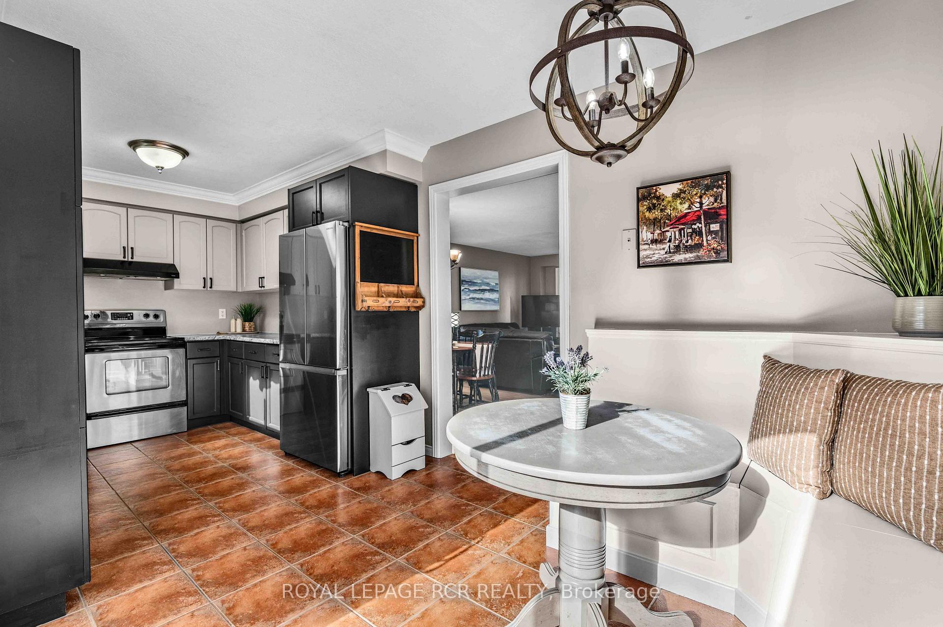 Photo 15 of 6 Graham Crescent, Orangeville — HOMEH