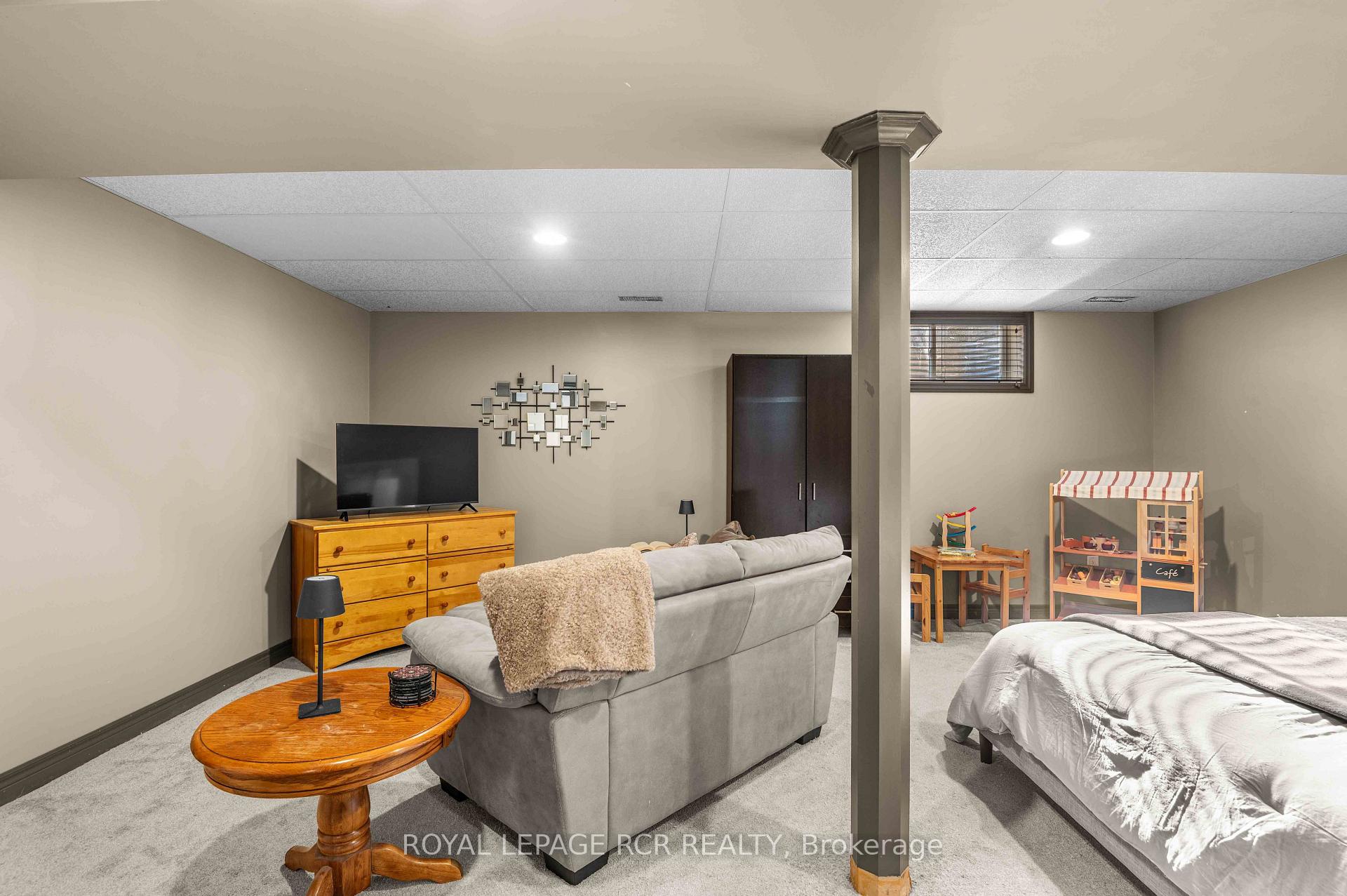 Photo 28 of 6 Graham Crescent, Orangeville — HOMEH