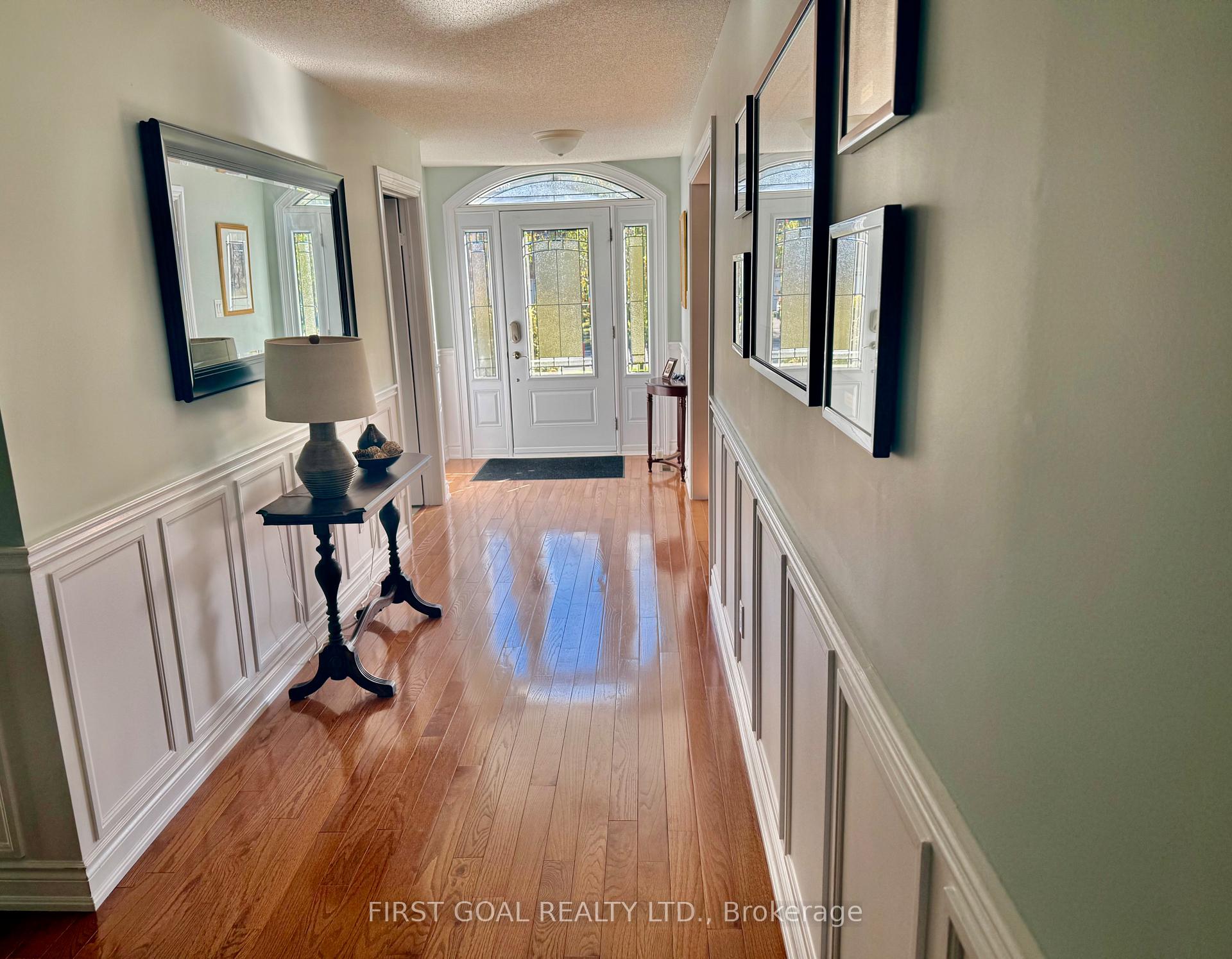 Photo 2 of 223 Crossland Gate, Newmarket, Glenway Estates — HOMEH