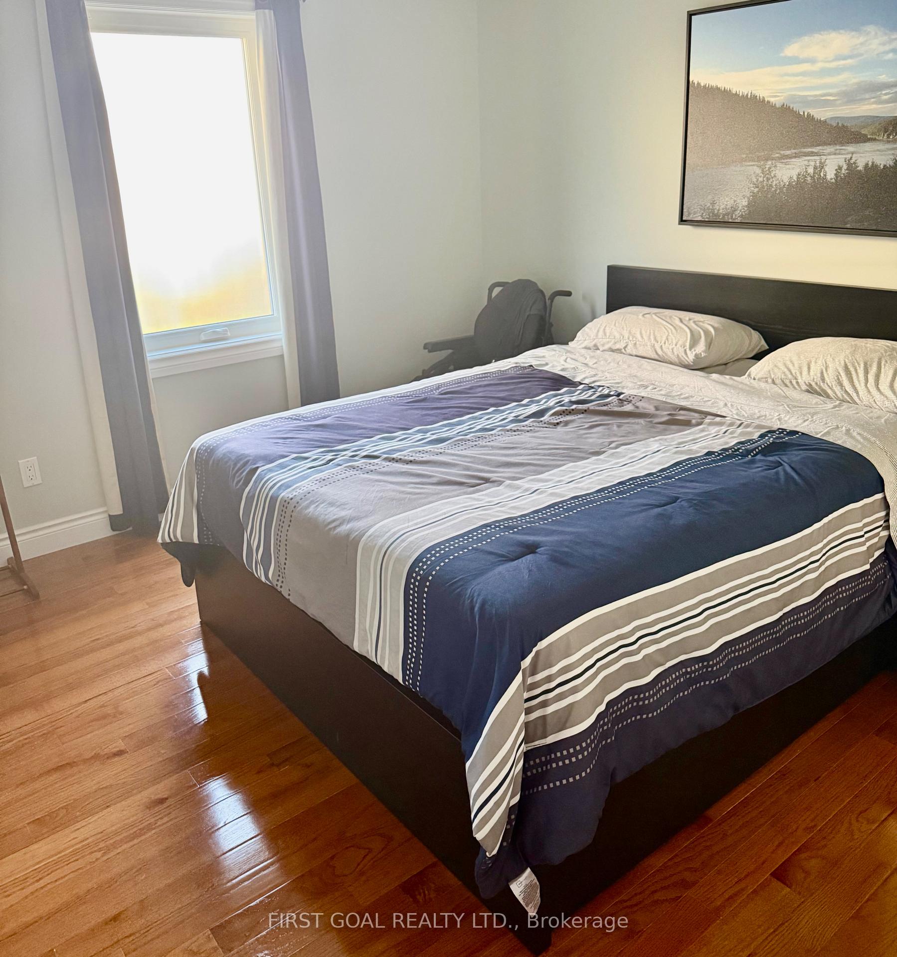Photo 9 of 223 Crossland Gate, Newmarket, Glenway Estates — HOMEH