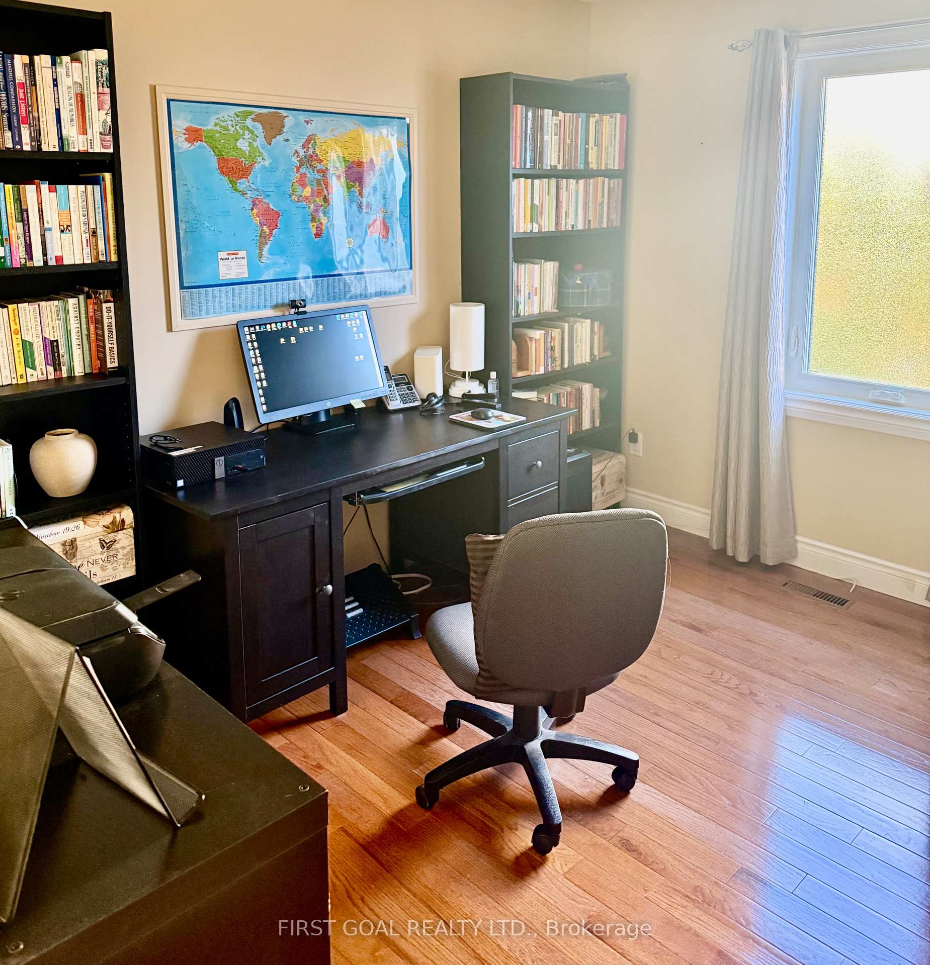 Photo 10 of 223 Crossland Gate, Newmarket, Glenway Estates — HOMEH