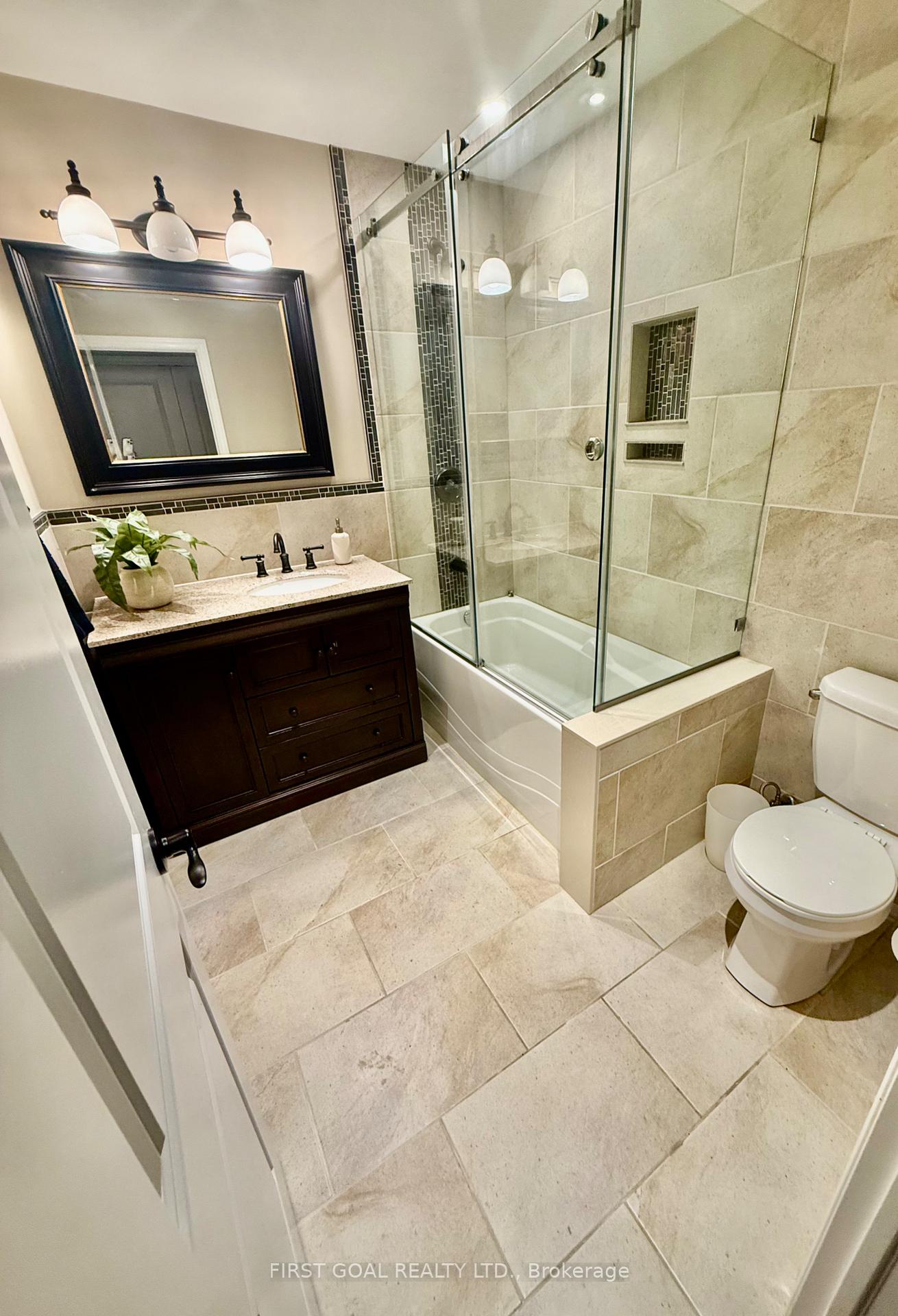 Photo 17 of 223 Crossland Gate, Newmarket, Glenway Estates — HOMEH