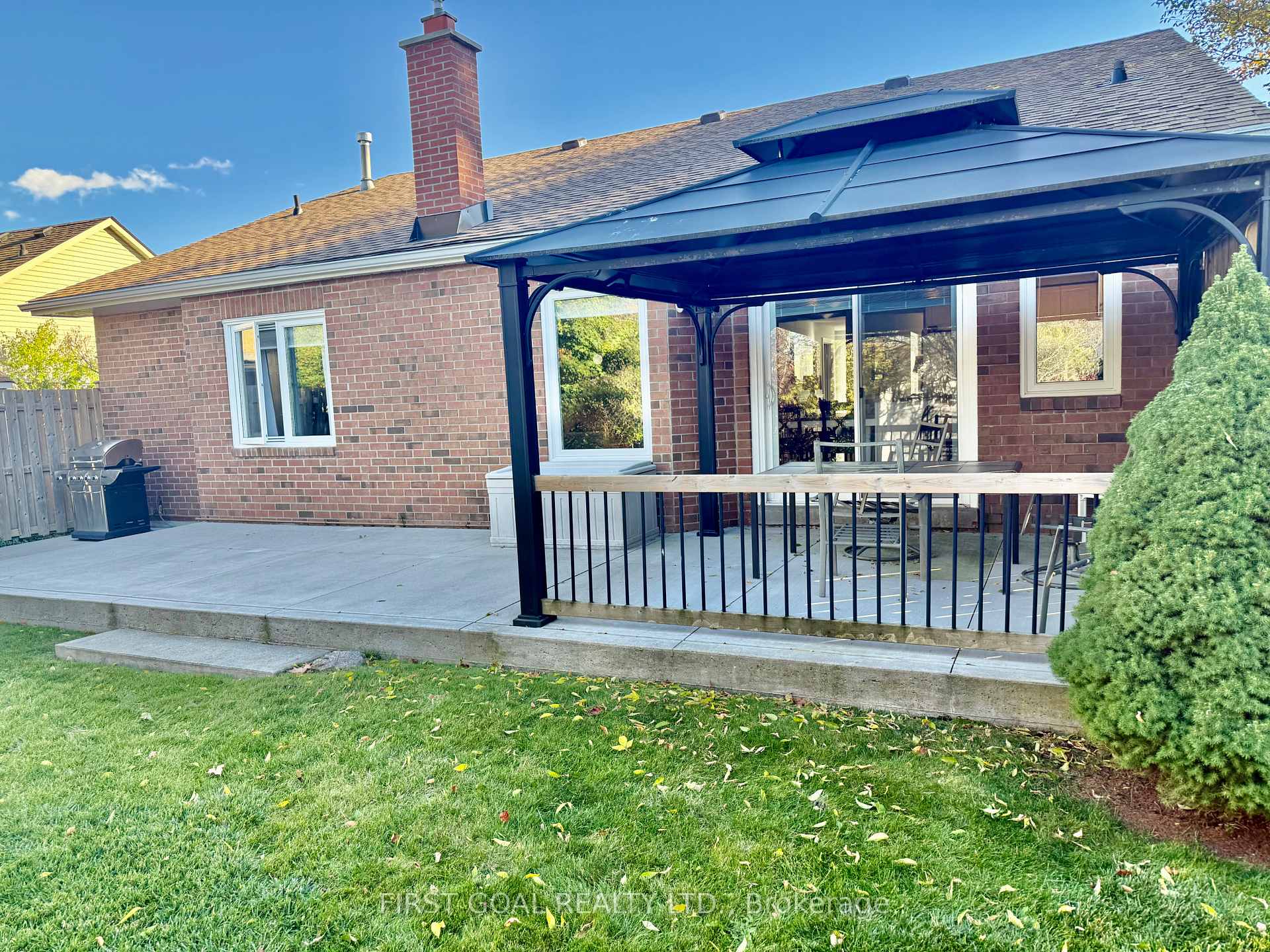 Photo 19 of 223 Crossland Gate, Newmarket, Glenway Estates — HOMEH