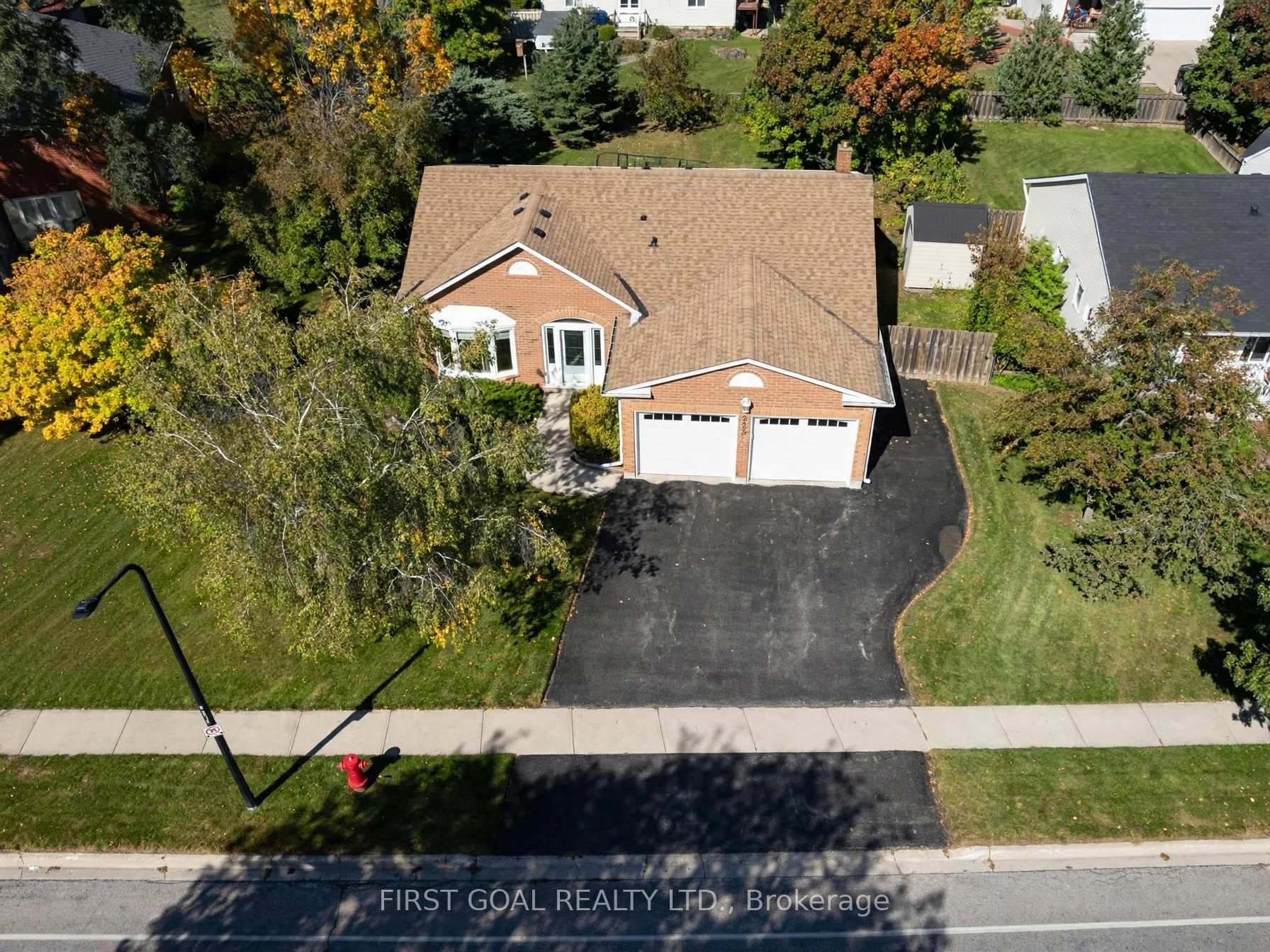 Photo 20 of 223 Crossland Gate, Newmarket, Glenway Estates — HOMEH