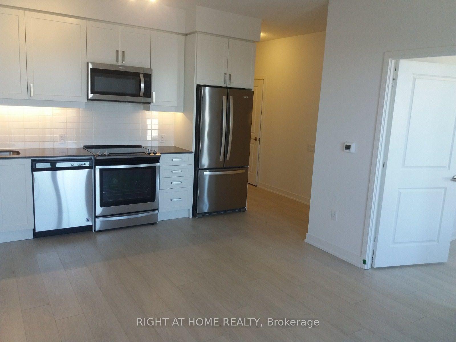 Photo 4 of Unit 2103, 8 Nahani Way, Mississauga, City Centre — HOMEH