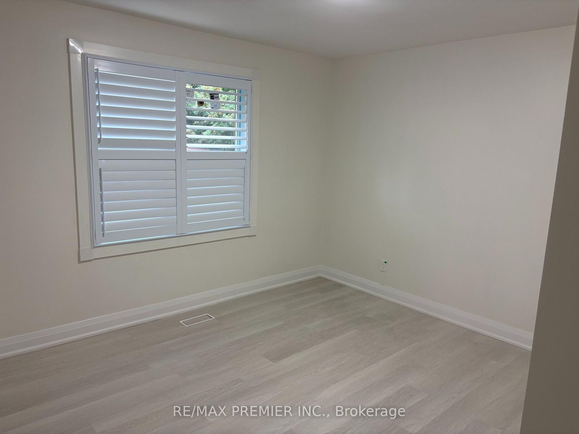 Photo 10 of Unit main, 42 Rougecrest Drive, Markham, Markham Village — HOMEH