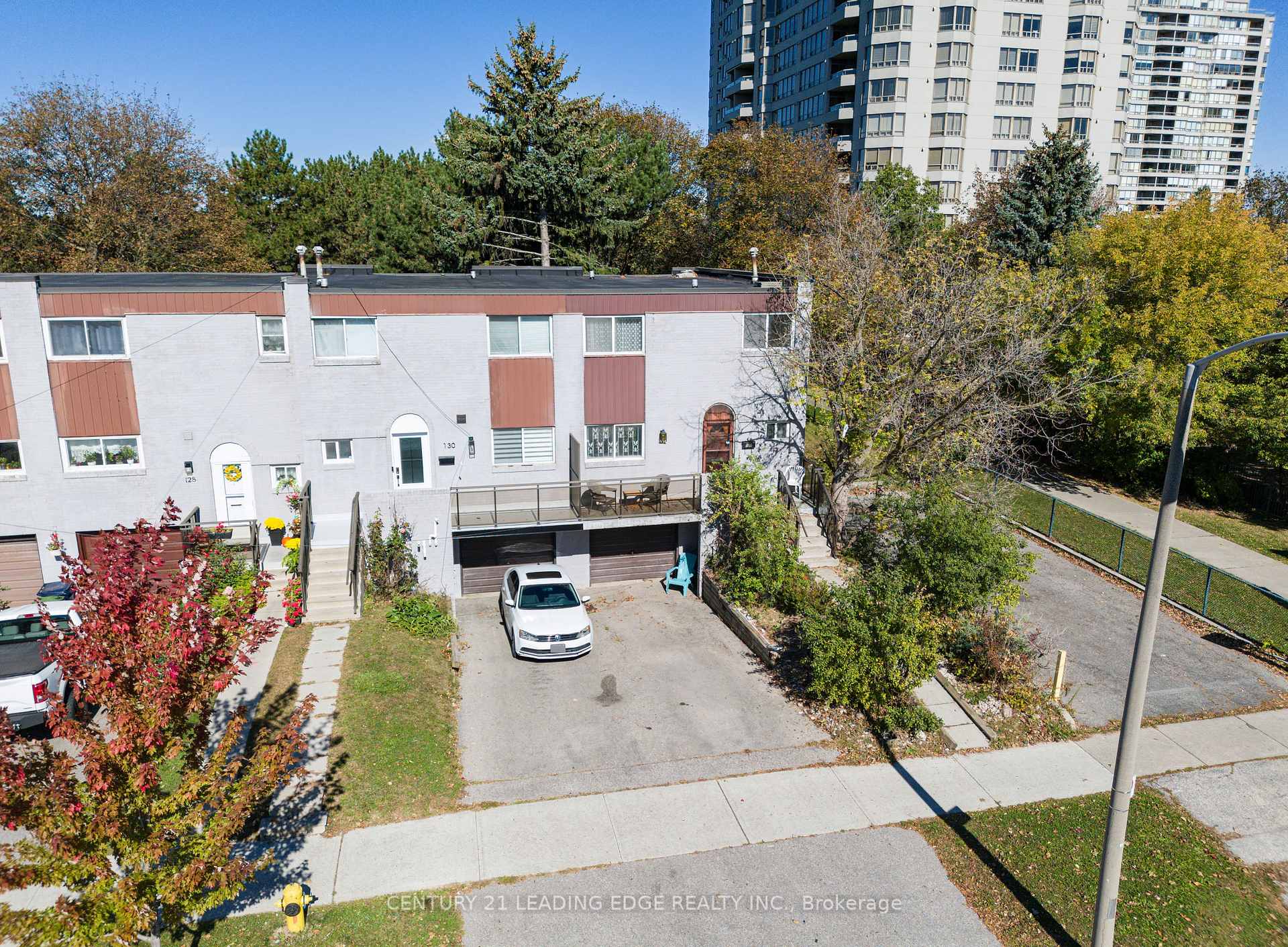Photo of 132 Bonis Avenue