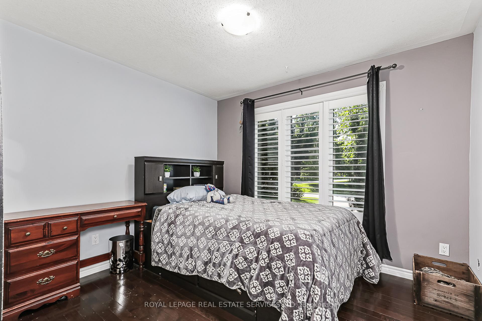 Photo 15 of 2 Alexandra Lane, Wasaga Beach — HOMEH