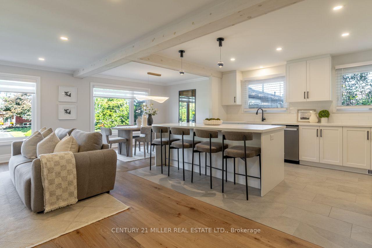 Photo 5 of 582 Strathcona Court, Milton, Dorset Park — HOMEH