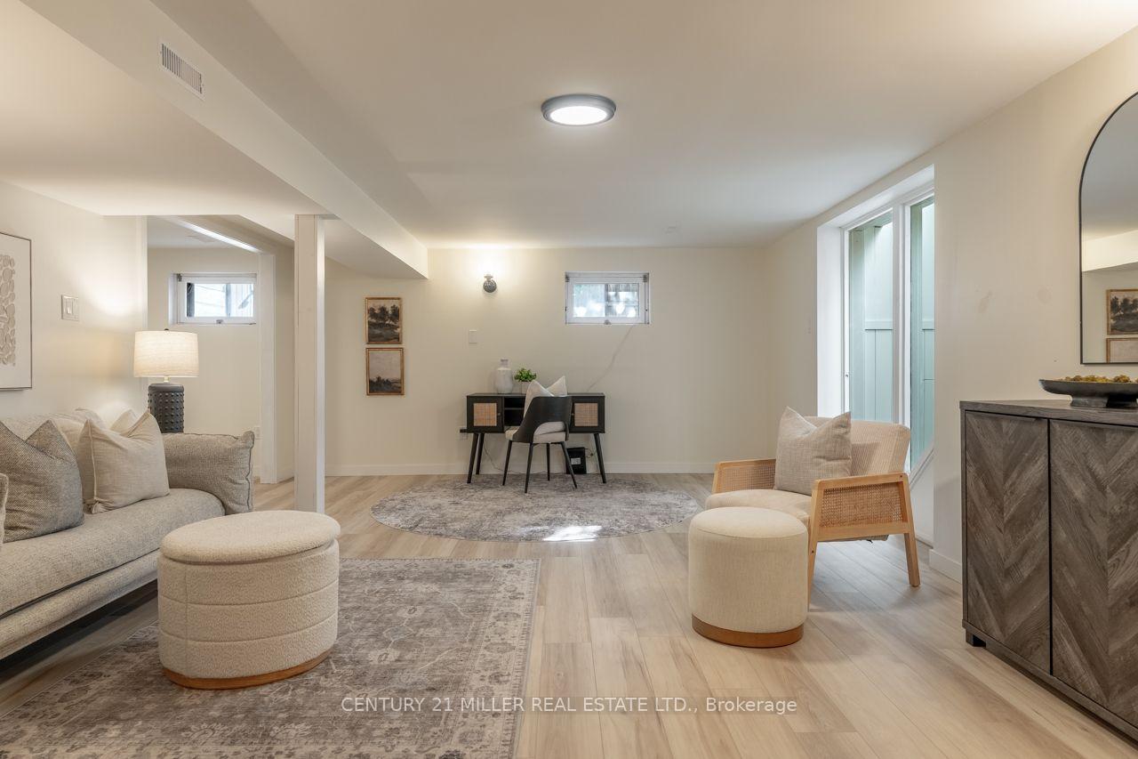 Photo 24 of 582 Strathcona Court, Milton, Dorset Park — HOMEH