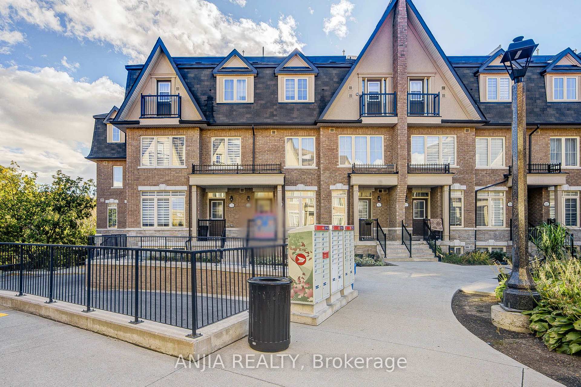 Photo of Unit 38, 181 Parktree Drive