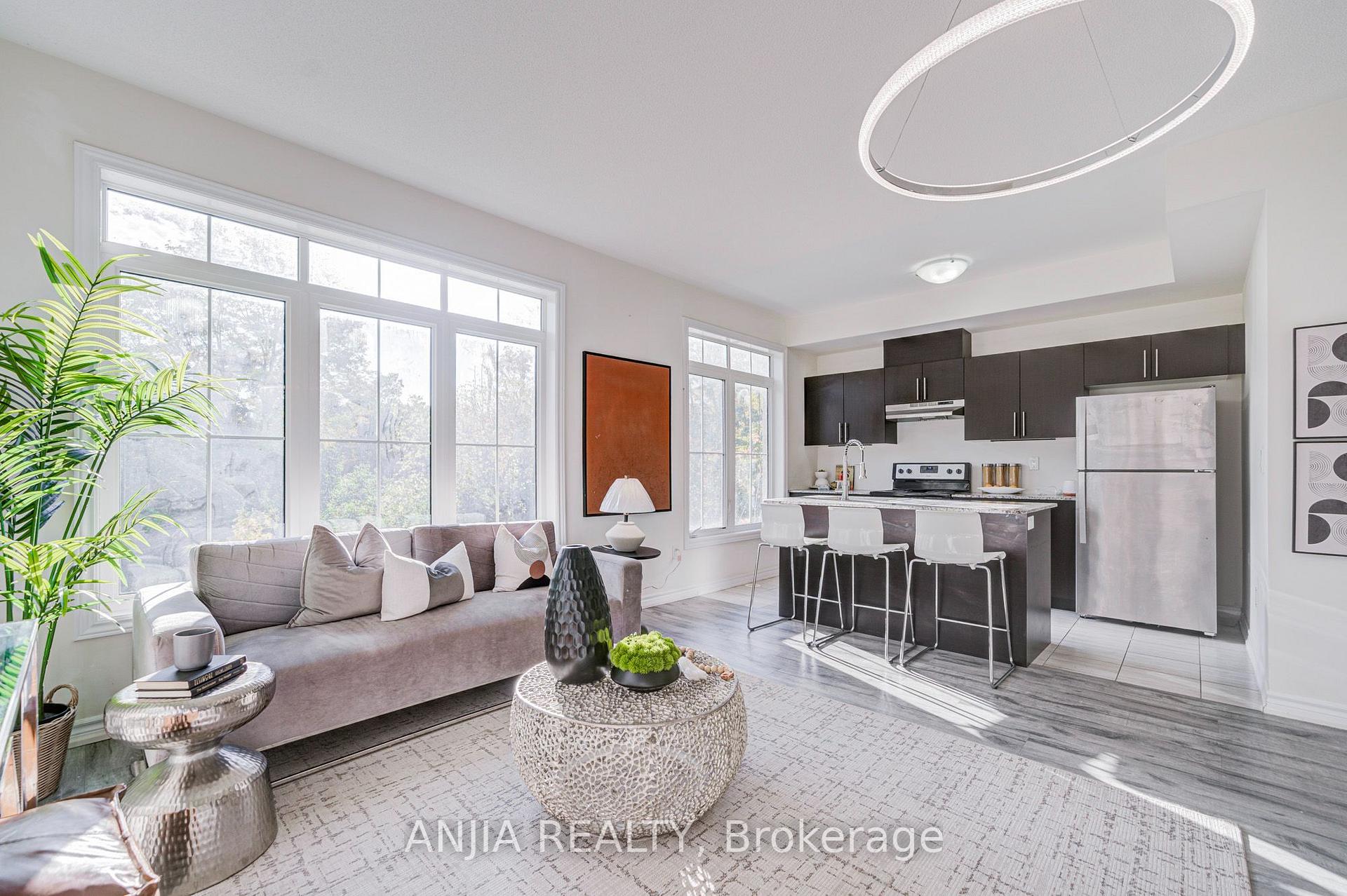 Photo 10 of Unit 38, 181 Parktree Drive, Vaughan, Maple — HOMEH