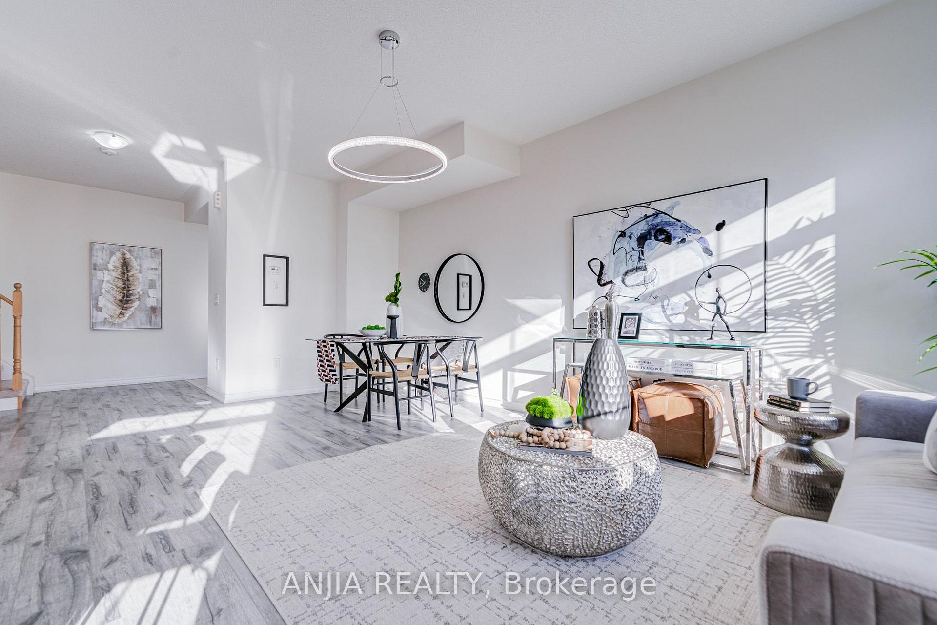 Photo 13 of Unit 38, 181 Parktree Drive, Vaughan, Maple — HOMEH