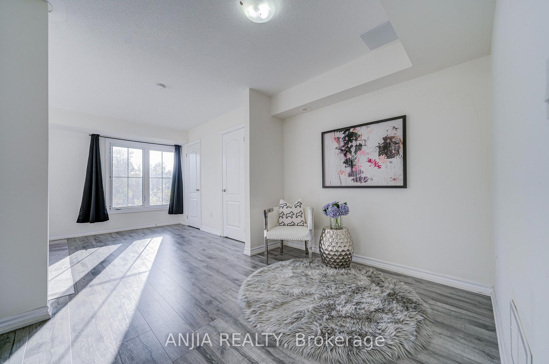 Photo 15 of Unit 38, 181 Parktree Drive, Vaughan, Maple — HOMEH