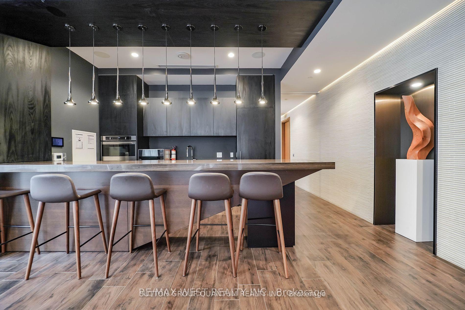 Photo 19 of Unit 1706, 70 Annie Craig Drive, Etobicoke, Mimico — HOMEH