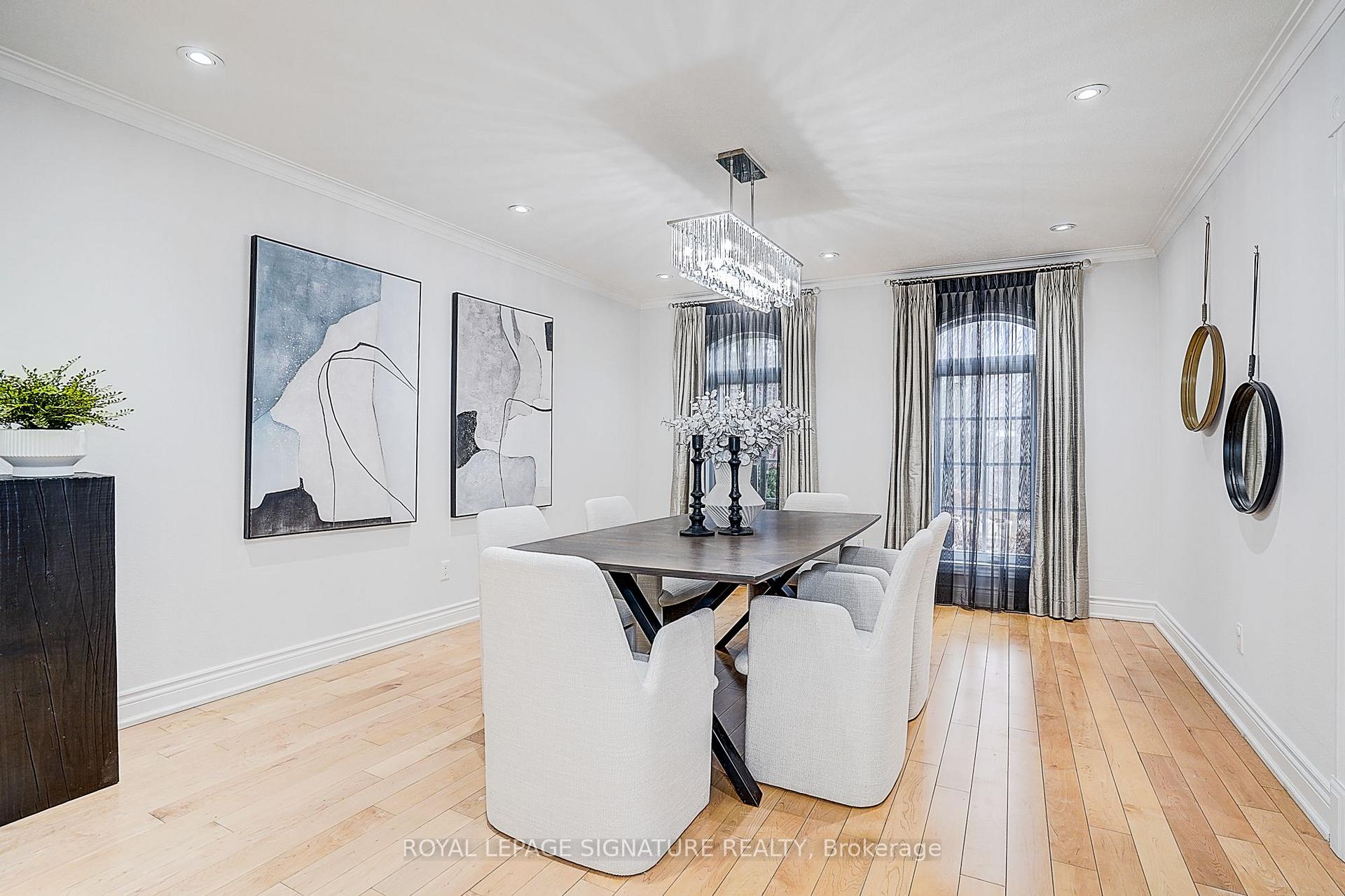 Photo 13 of 46 Caravan Drive, North York, Banbury-Don Mills — HOMEH