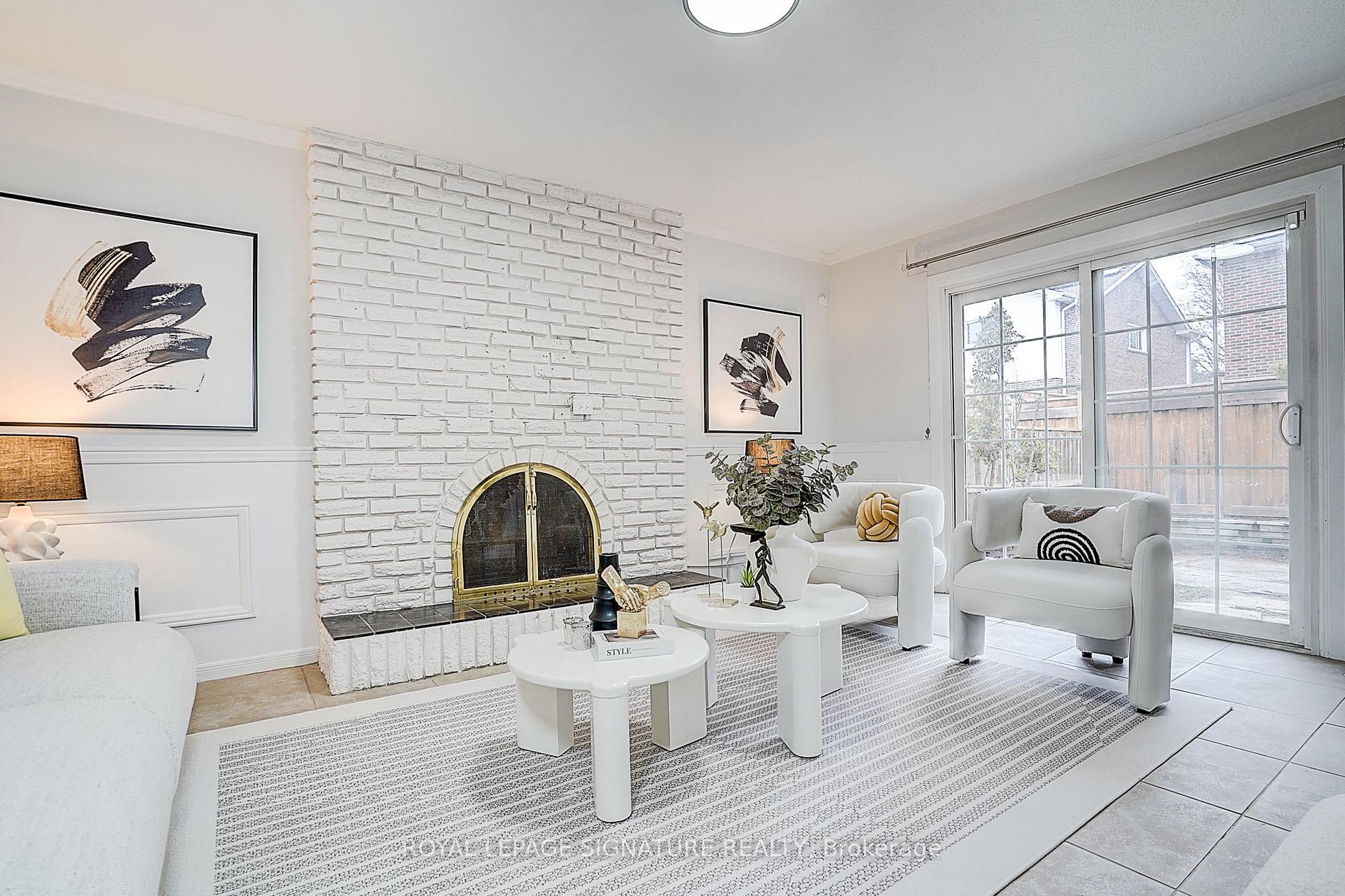 Photo 15 of 46 Caravan Drive, North York, Banbury-Don Mills — HOMEH