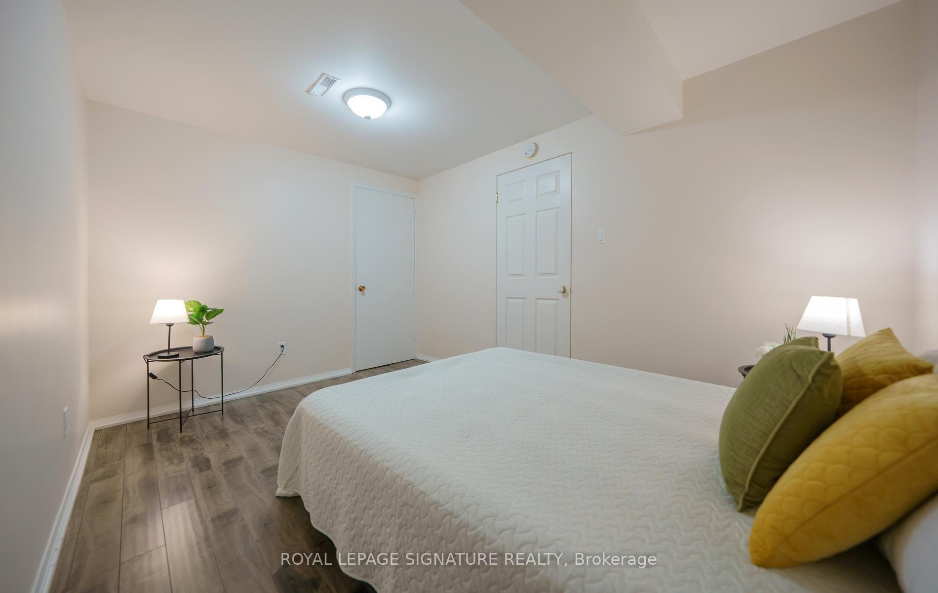Photo 30 of 46 Caravan Drive, North York, Banbury-Don Mills — HOMEH