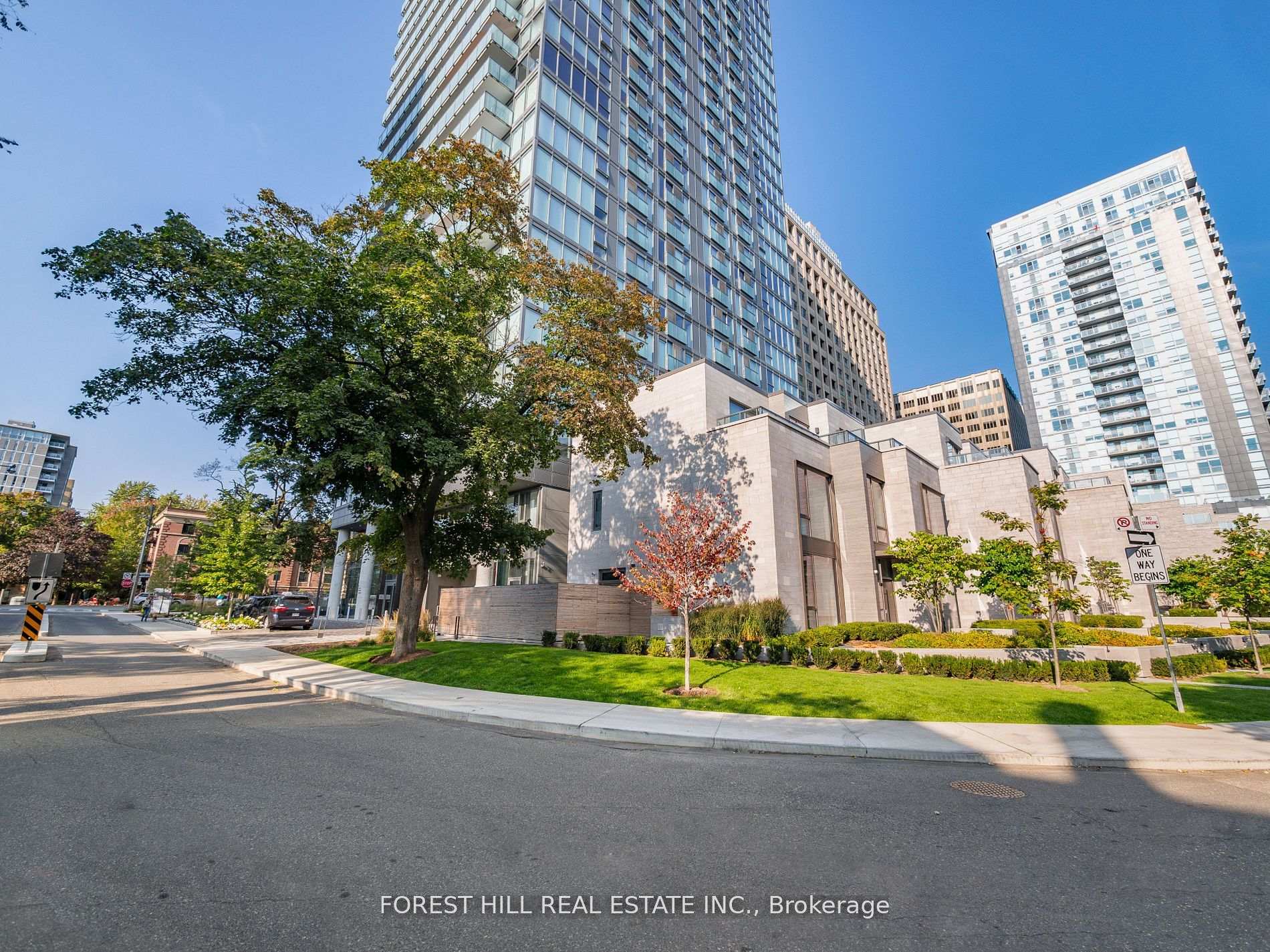 Photo 2 of Unit 1007, 99 Foxbar Road, Toronto, Yonge-St. Clair — HOMEH