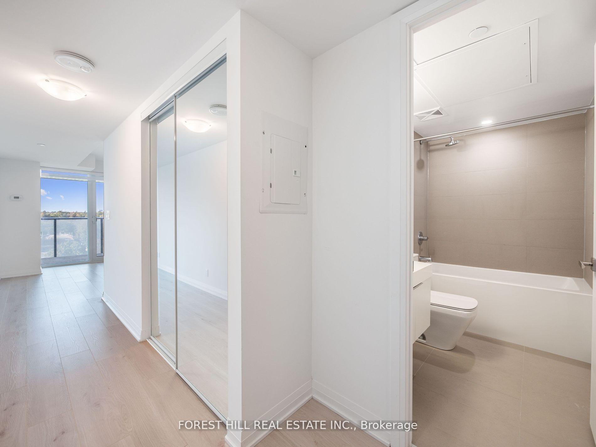Photo 8 of Unit 1007, 99 Foxbar Road, Toronto, Yonge-St. Clair — HOMEH