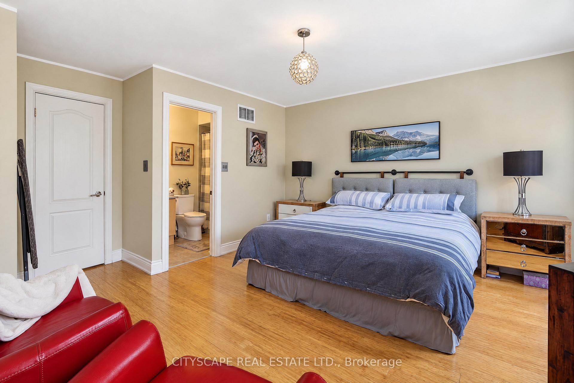Photo 13 of Unit 16, 3150 Pinto Place, Mississauga, Cooksville — HOMEH