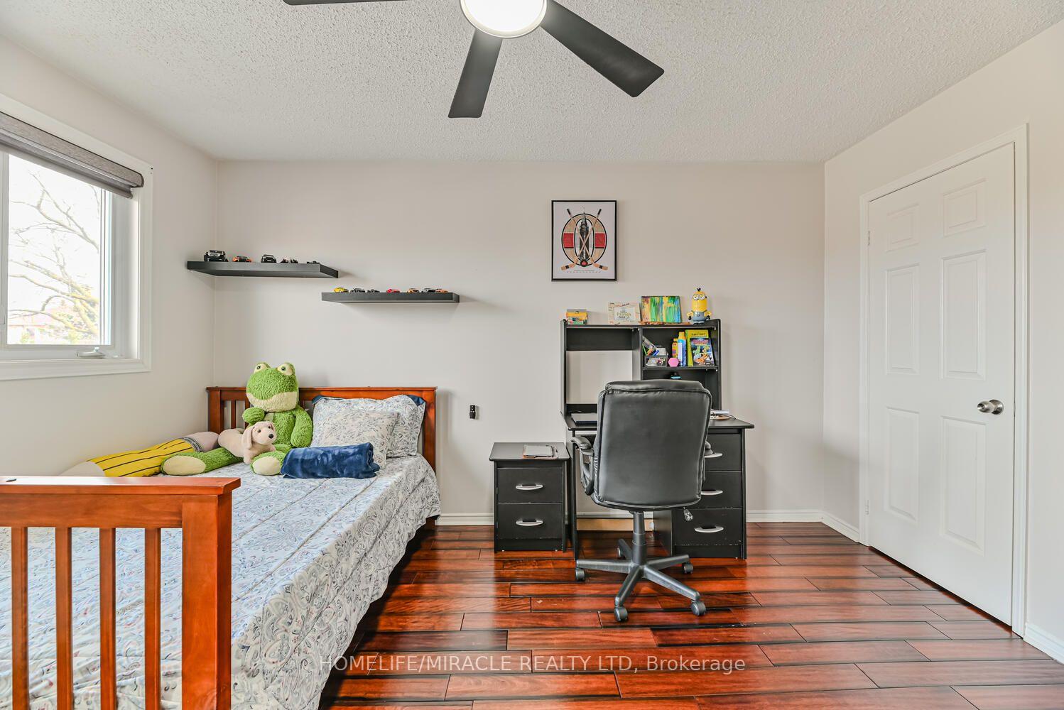 Photo 20 of 32 Plover Place, Brampton, Fletcher's Creek South — HOMEH