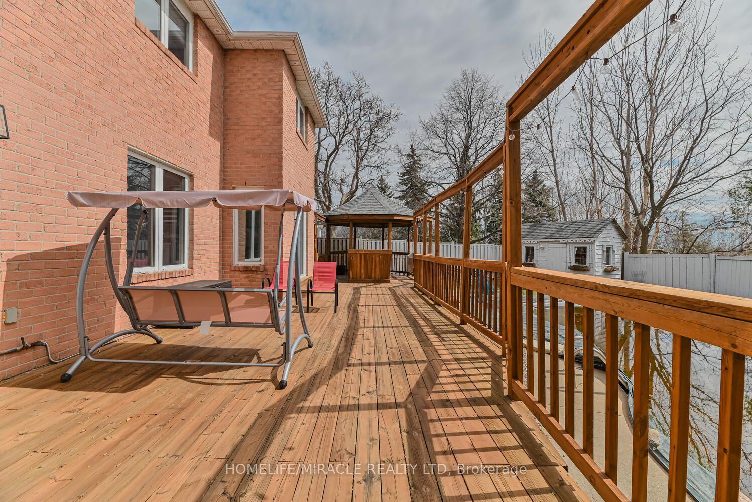 Photo 34 of 32 Plover Place, Brampton, Fletcher's Creek South — HOMEH