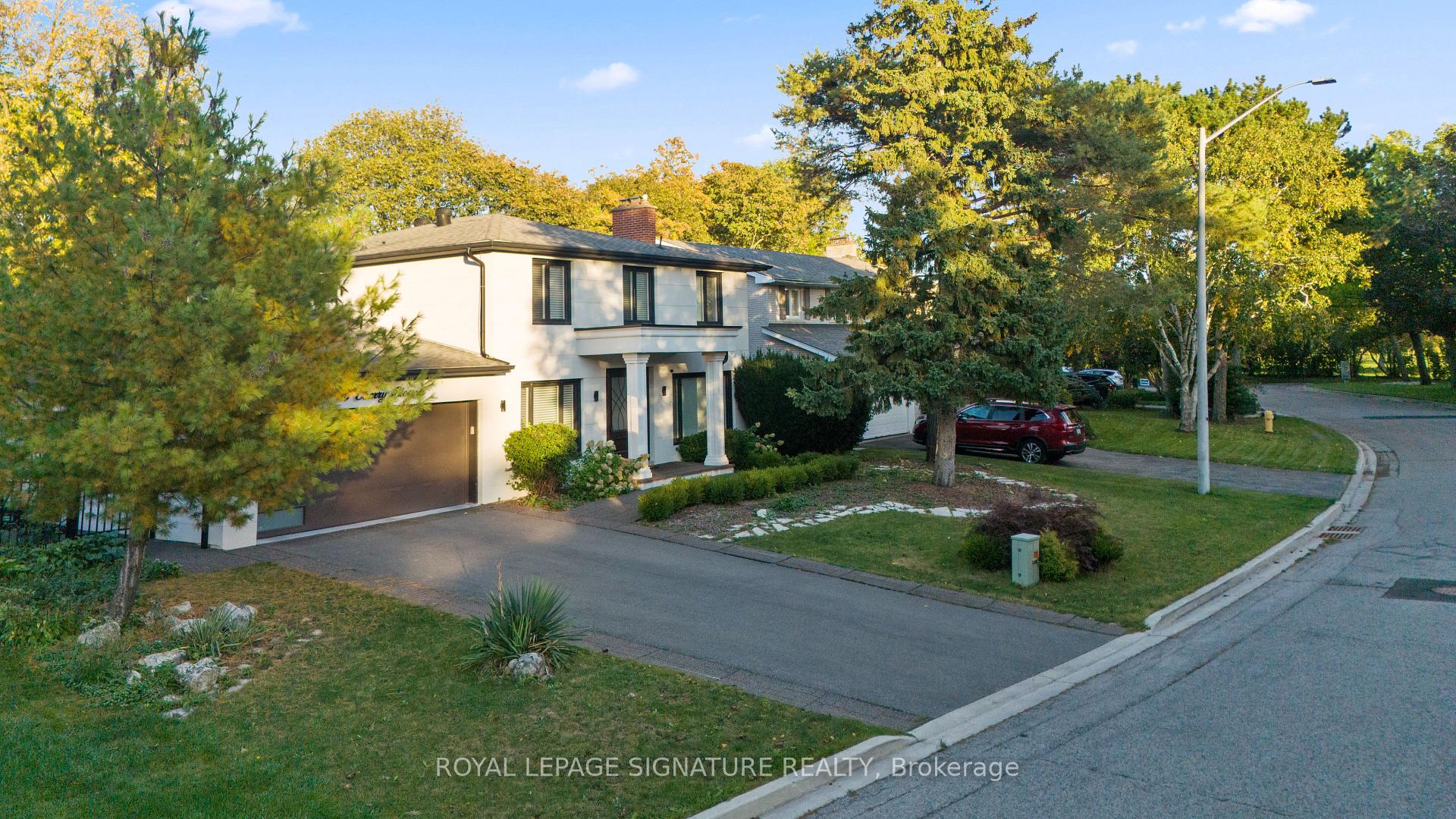 Photo 3 of 20 Cherry Blossom Lane, Markham, Royal Orchard — HOMEH