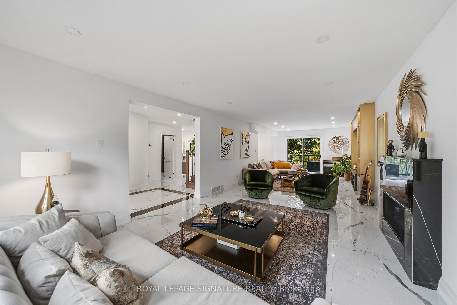 Photo 10 of 20 Cherry Blossom Lane, Markham, Royal Orchard — HOMEH
