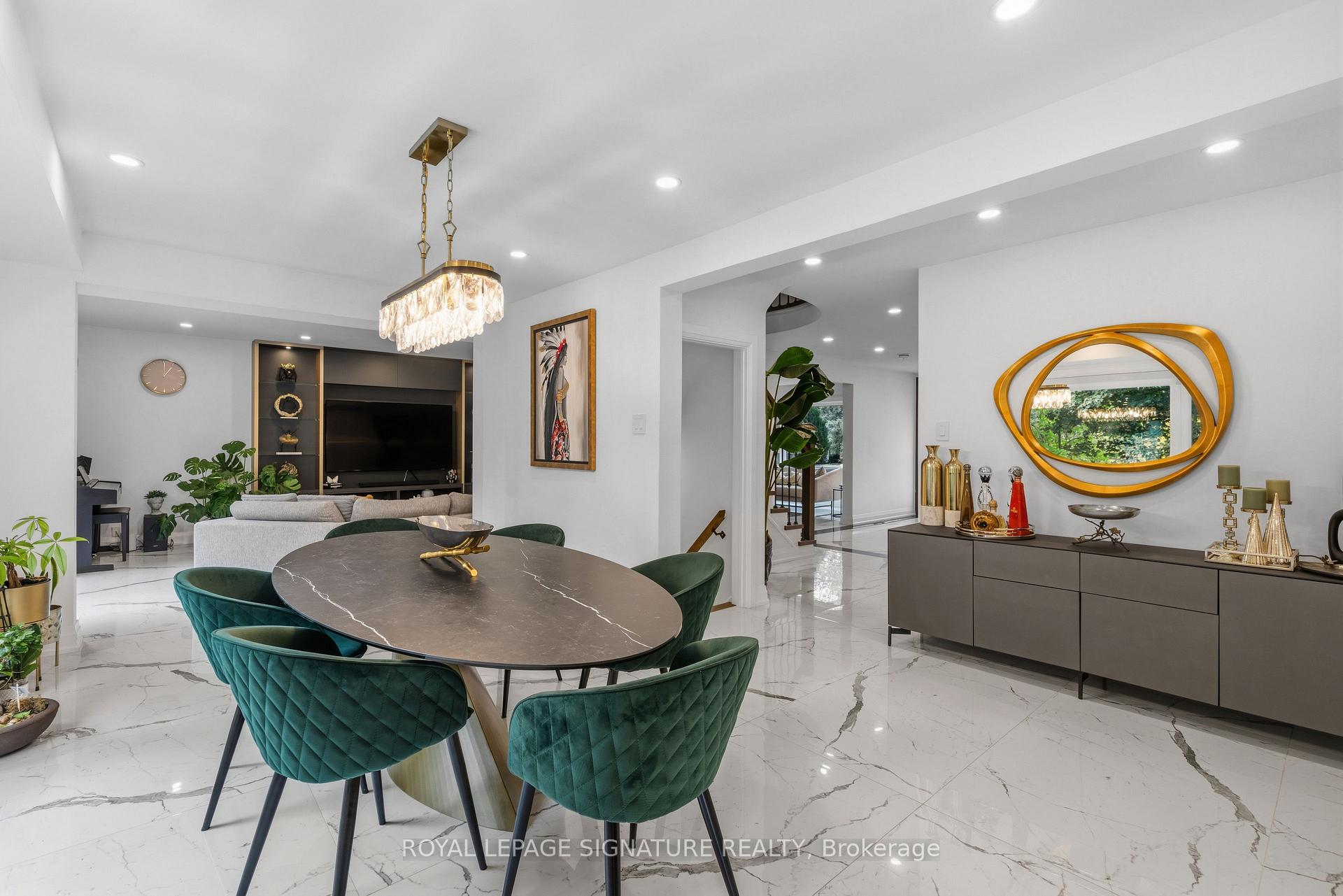 Photo 12 of 20 Cherry Blossom Lane, Markham, Royal Orchard — HOMEH