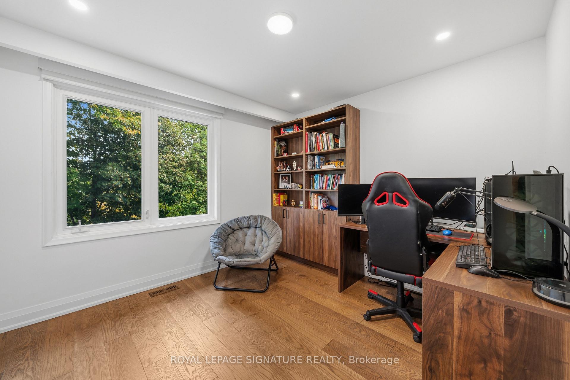 Photo 32 of 20 Cherry Blossom Lane, Markham, Royal Orchard — HOMEH