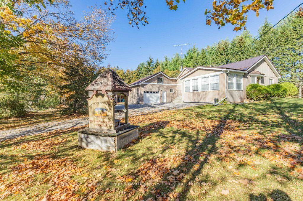 Photo 11 of 6 Fell Station Drive, Kawartha Lakes, Somerville — HOMEH