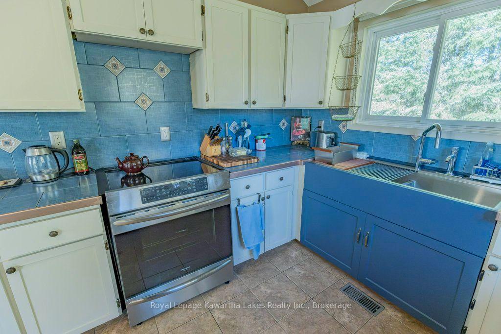 Photo 32 of 6 Fell Station Drive, Kawartha Lakes, Somerville — HOMEH