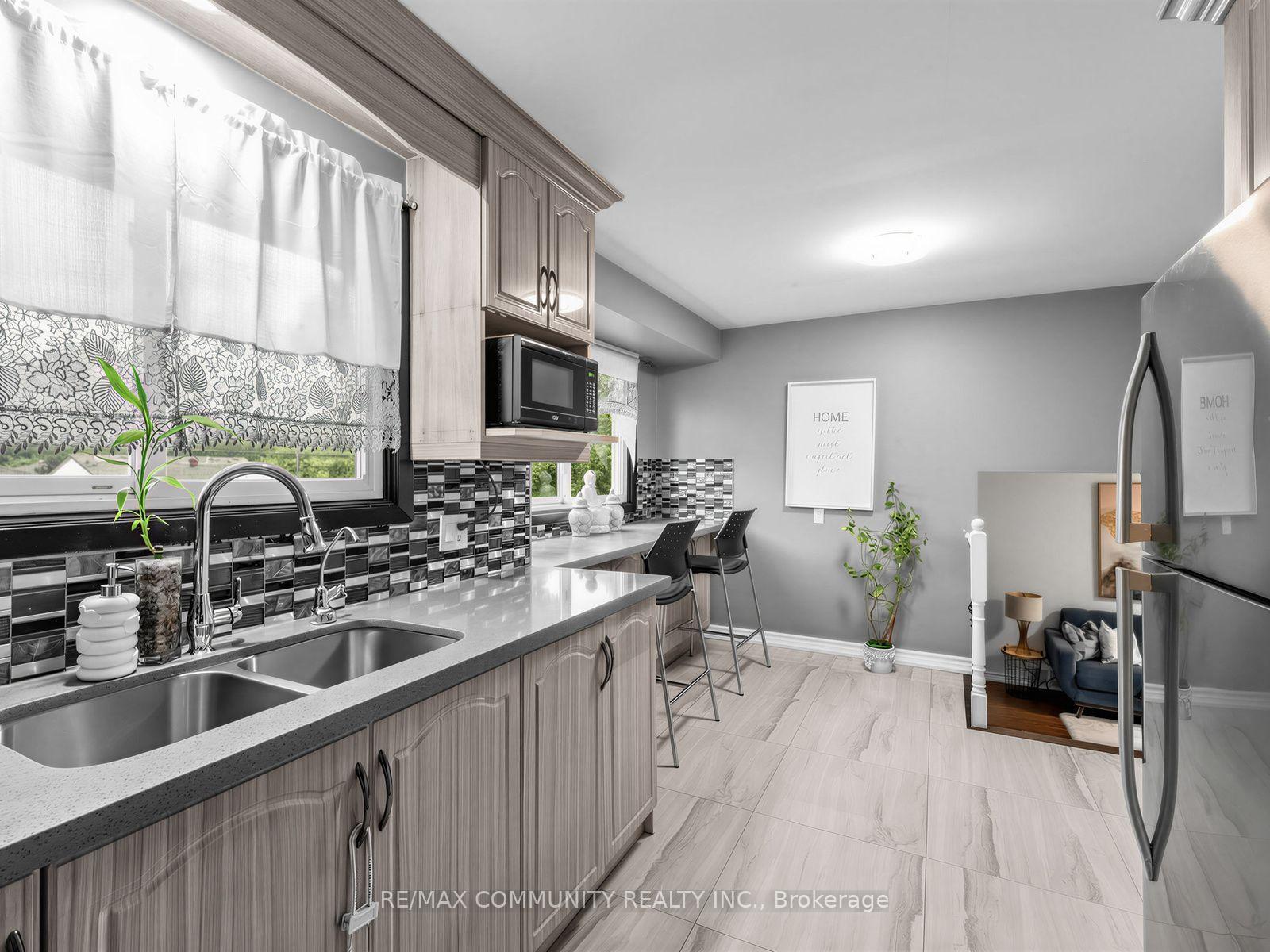 Photo 13 of 1397 Charles Drive, Burlington, Mountainside — HOMEH
