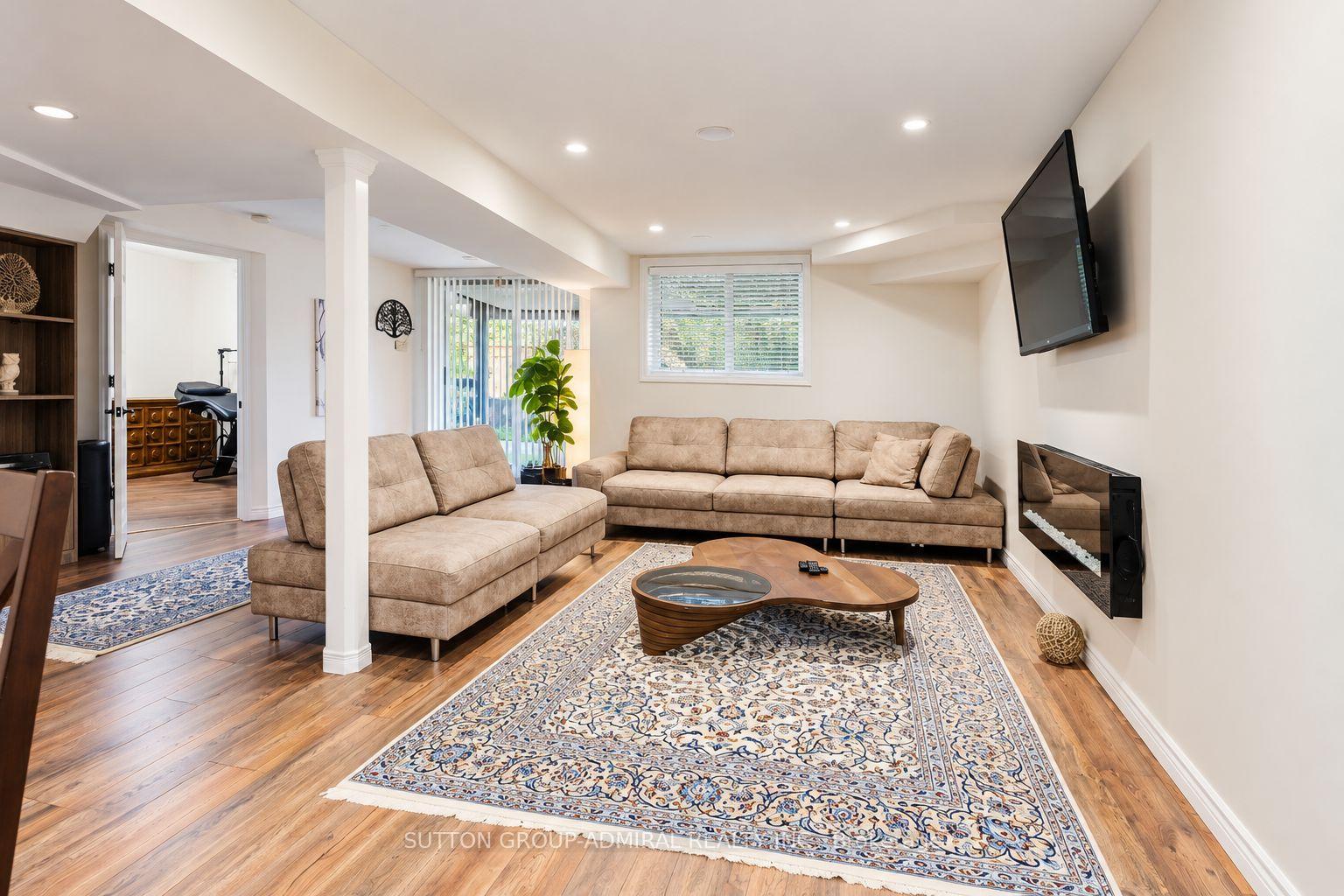 Photo 35 of 62 Briardale Place, Aurora, Aurora Highlands — HOMEH