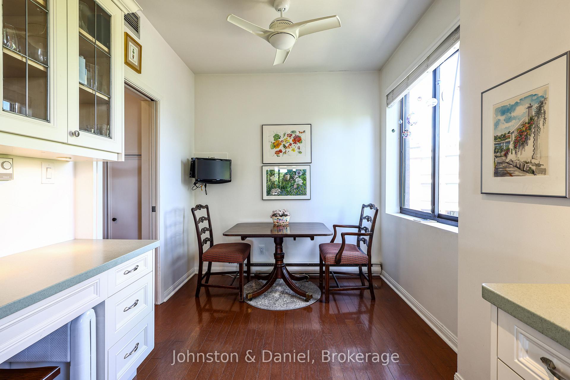 Photo 17 of Unit 401, 407 Walmer Road, Toronto, Casa Loma — HOMEH