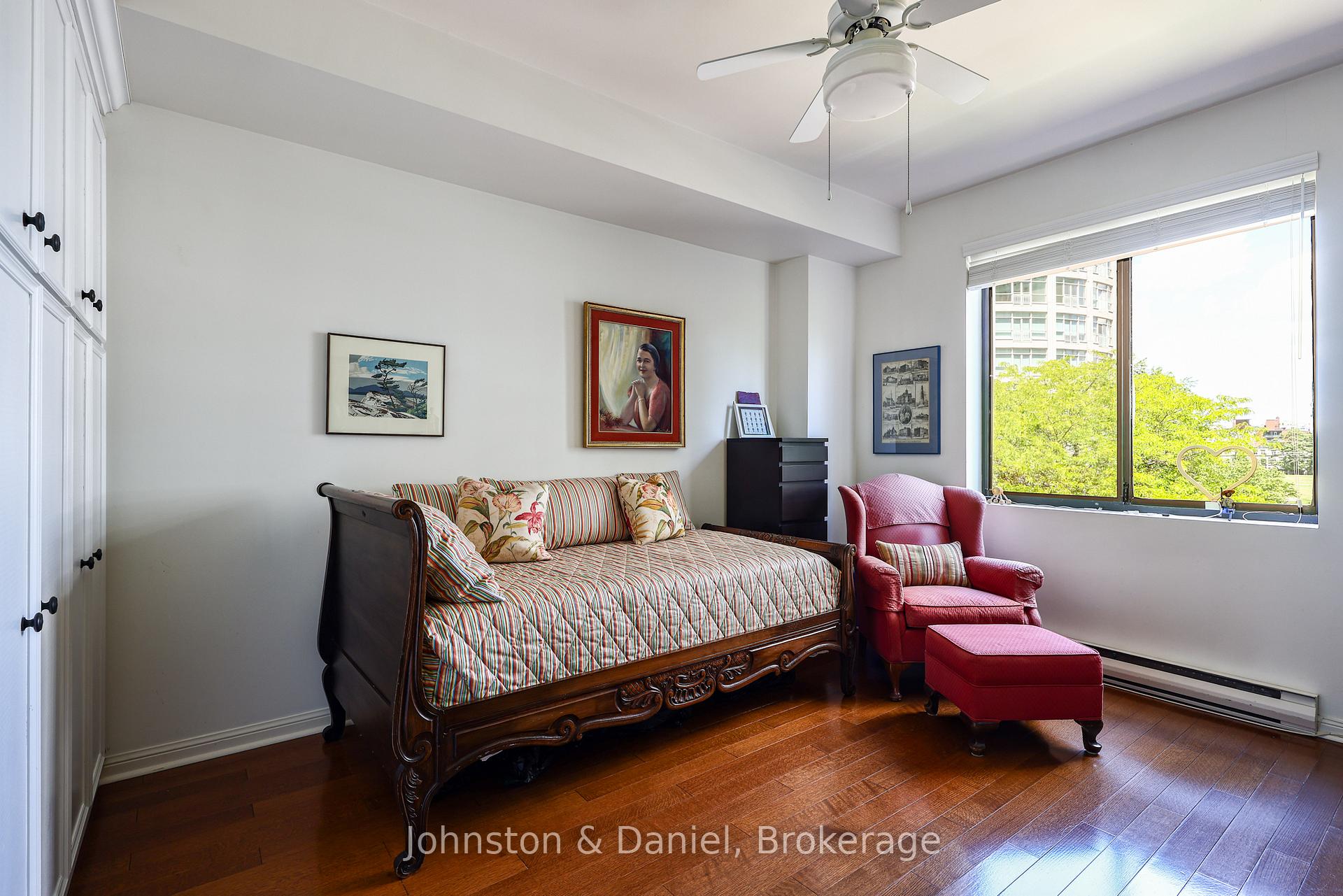 Photo 23 of Unit 401, 407 Walmer Road, Toronto, Casa Loma — HOMEH